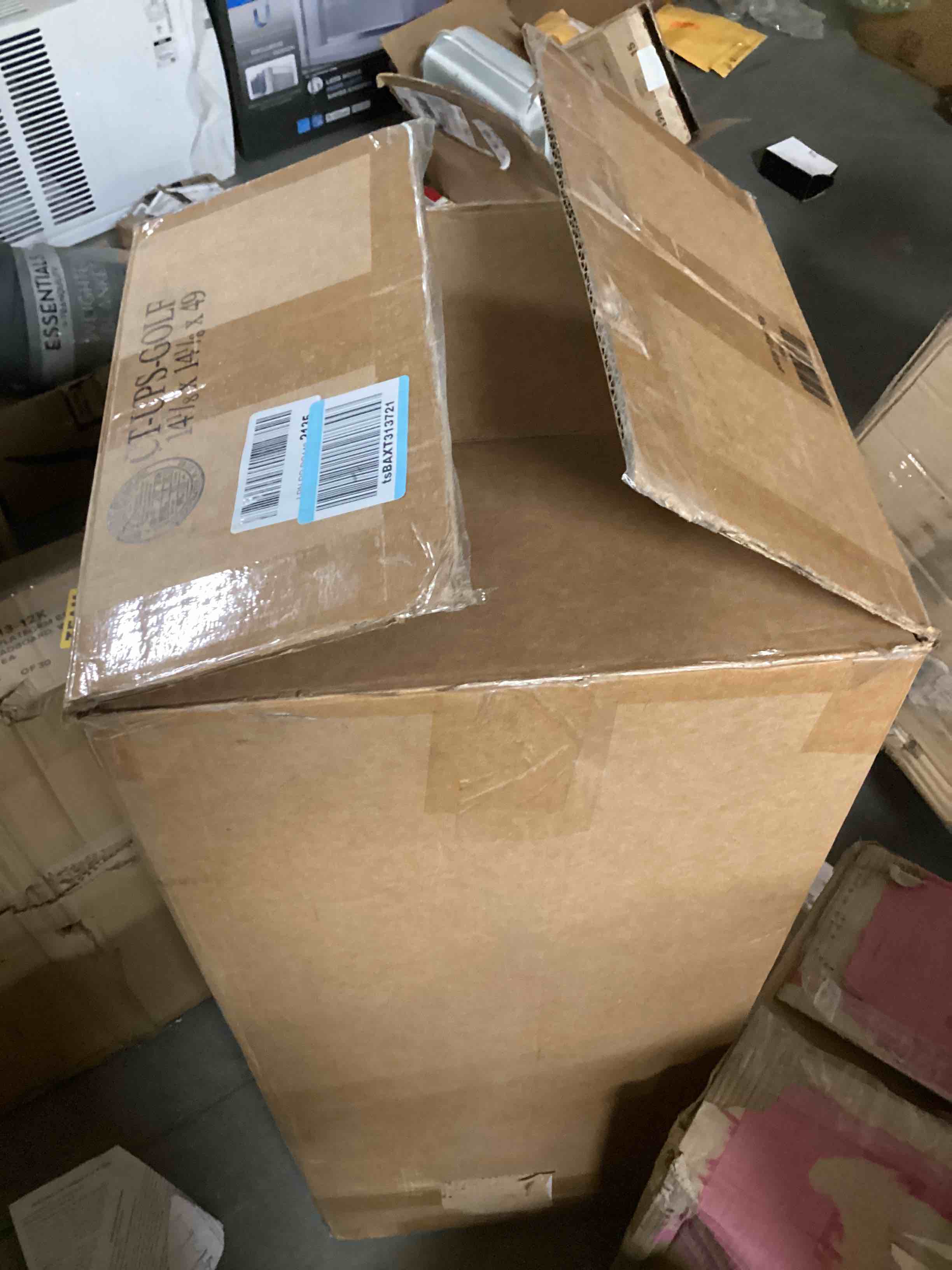 https://s3.amazonaws.com/lotting-images-prod/bidfta/YEL3936318_1686742978247.jpeg