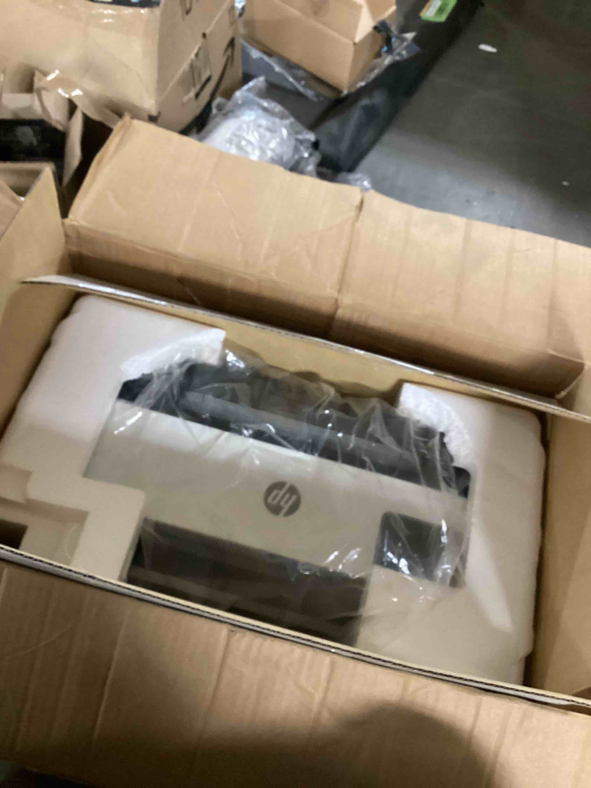 https://s3.amazonaws.com/lotting-images-prod/bidfta/YEL3936342_1686753444321.jpeg