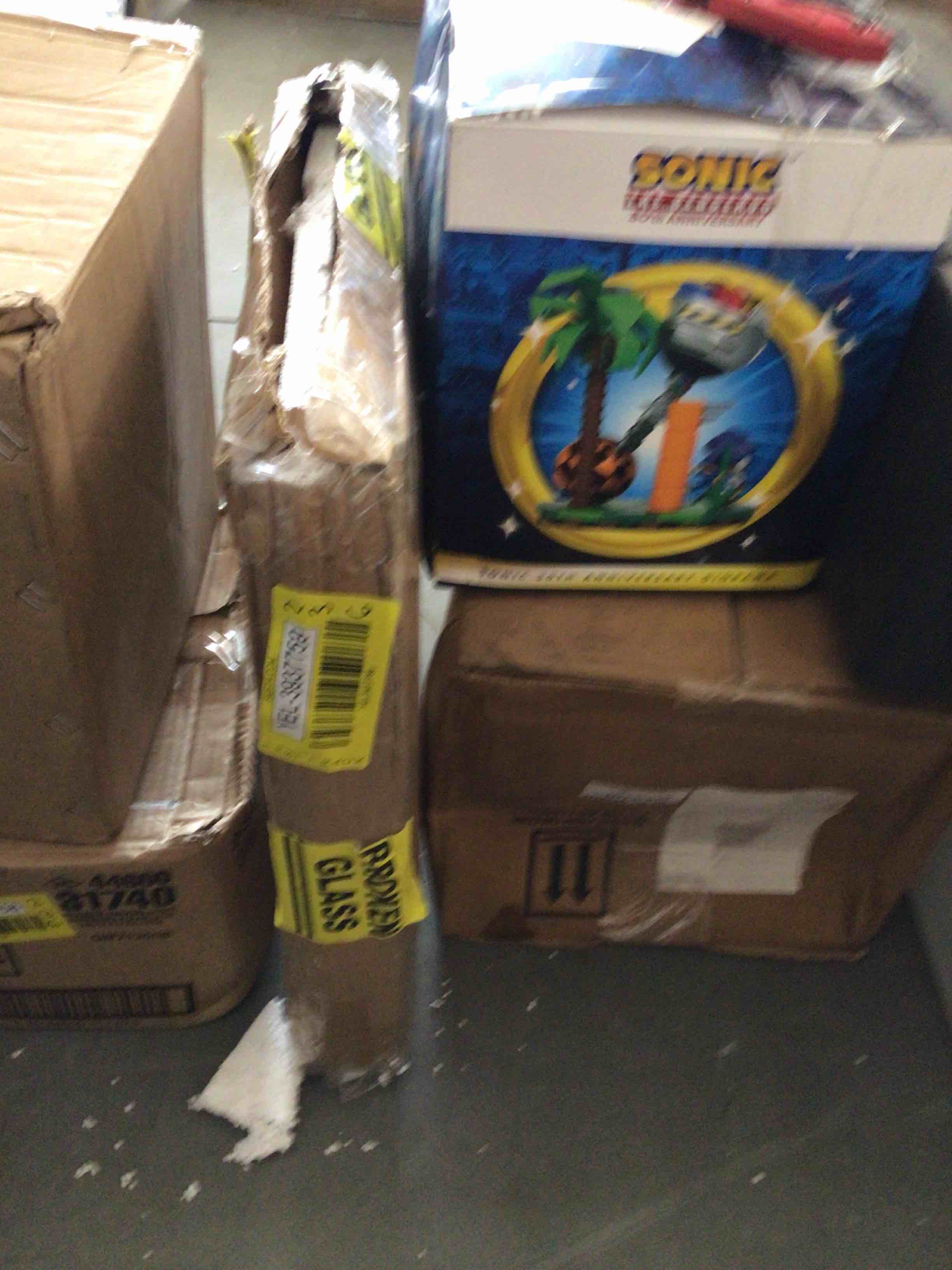 https://s3.amazonaws.com/lotting-images-prod/bidfta/YEL3937759_1684765189001.jpeg