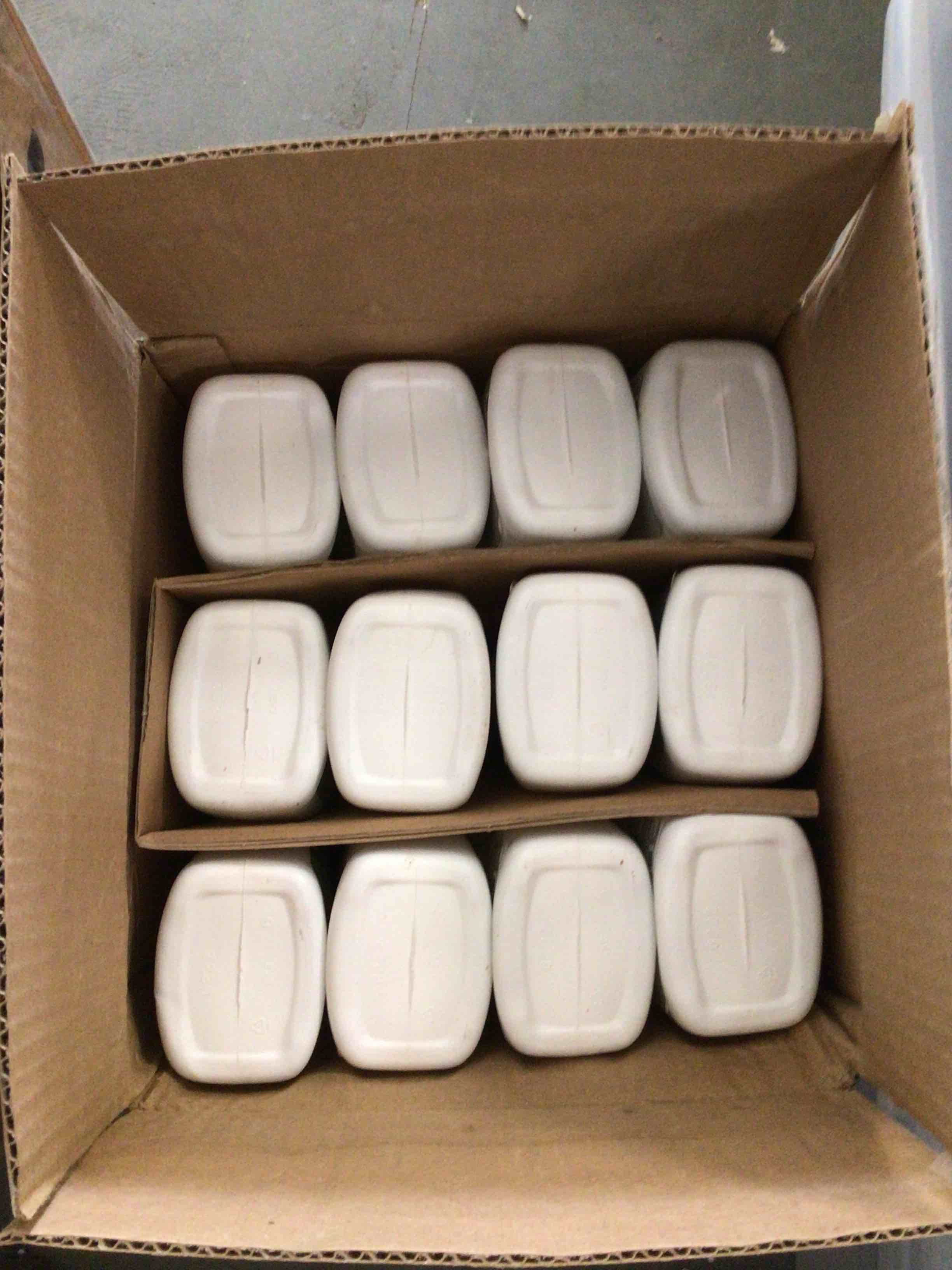 https://s3.amazonaws.com/lotting-images-prod/bidfta/YEL3937762_1684766181265.jpeg
