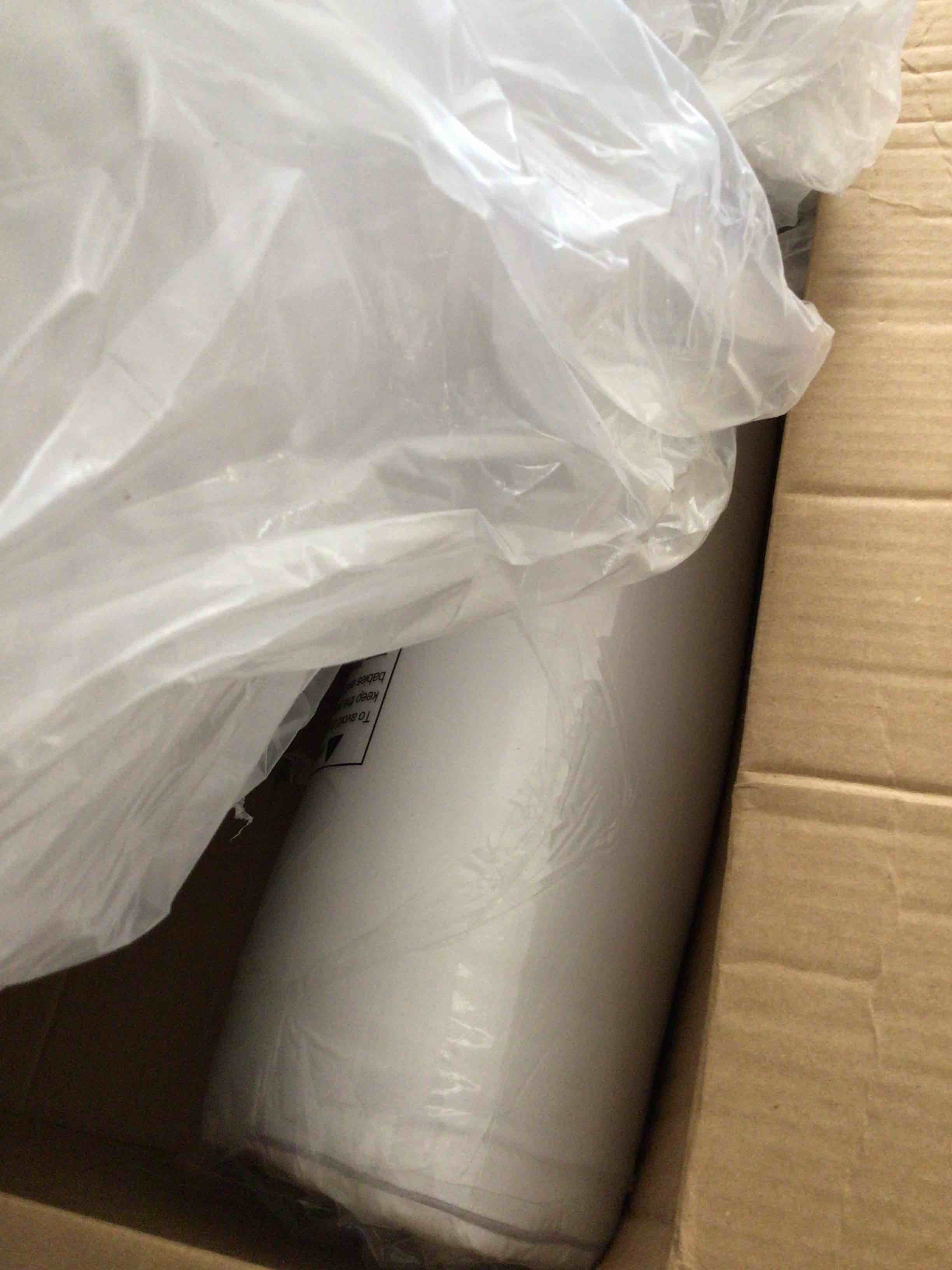 https://s3.amazonaws.com/lotting-images-prod/bidfta/YEL3937782_1684774169063.jpeg