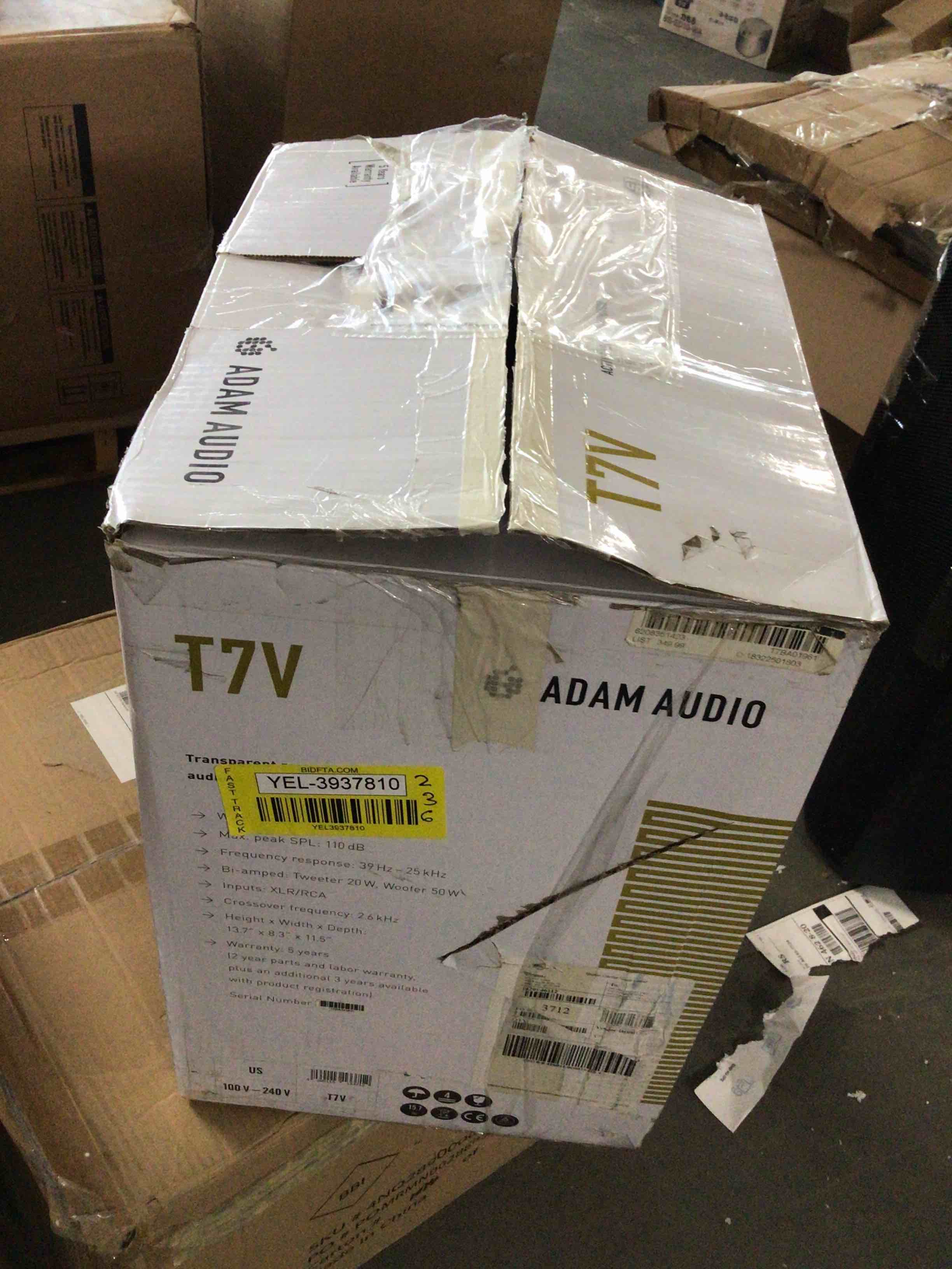 https://s3.amazonaws.com/lotting-images-prod/bidfta/YEL3937810_1684786440029.jpeg