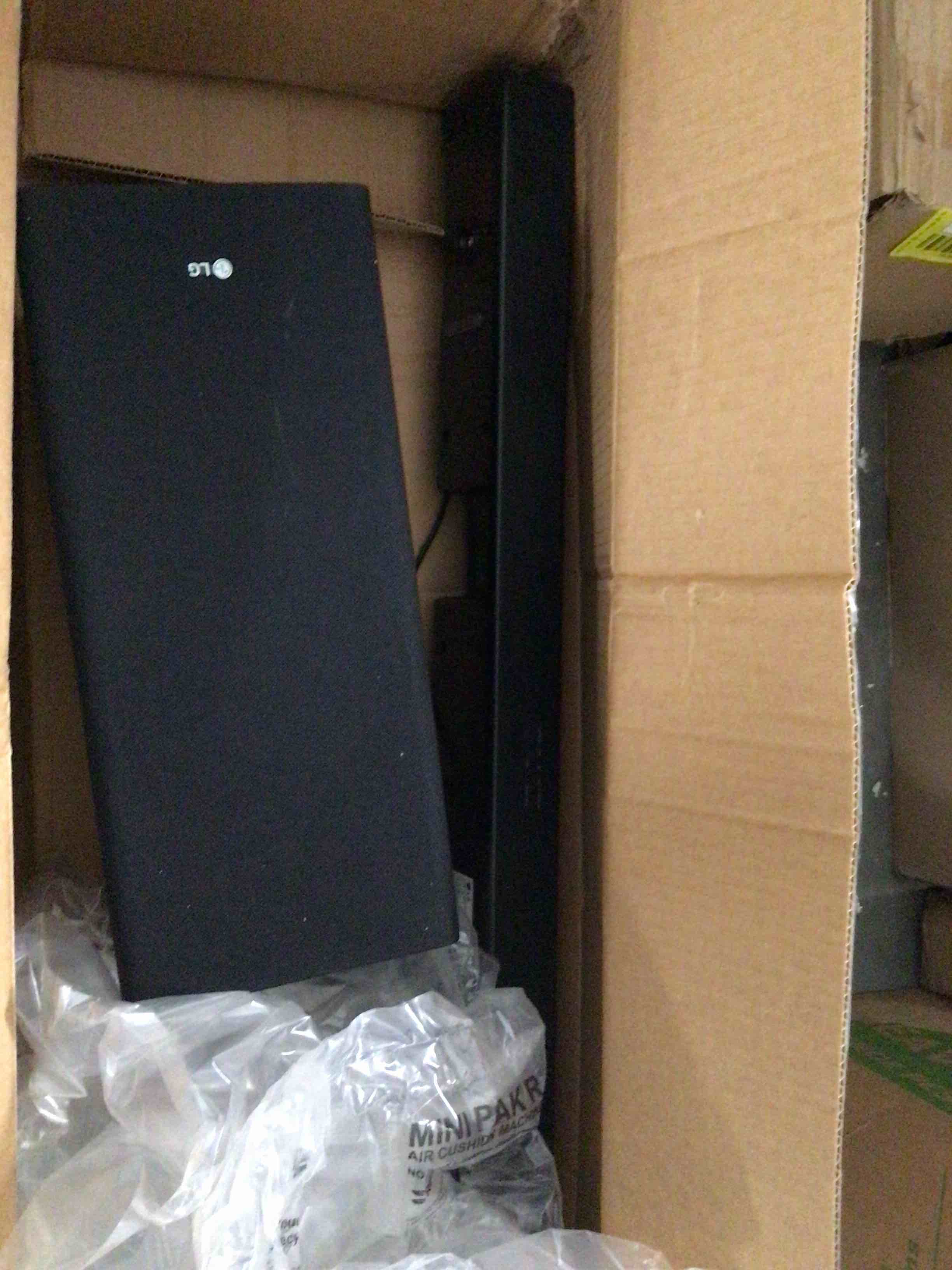 https://s3.amazonaws.com/lotting-images-prod/bidfta/YEL3937812_1684786945097.jpeg