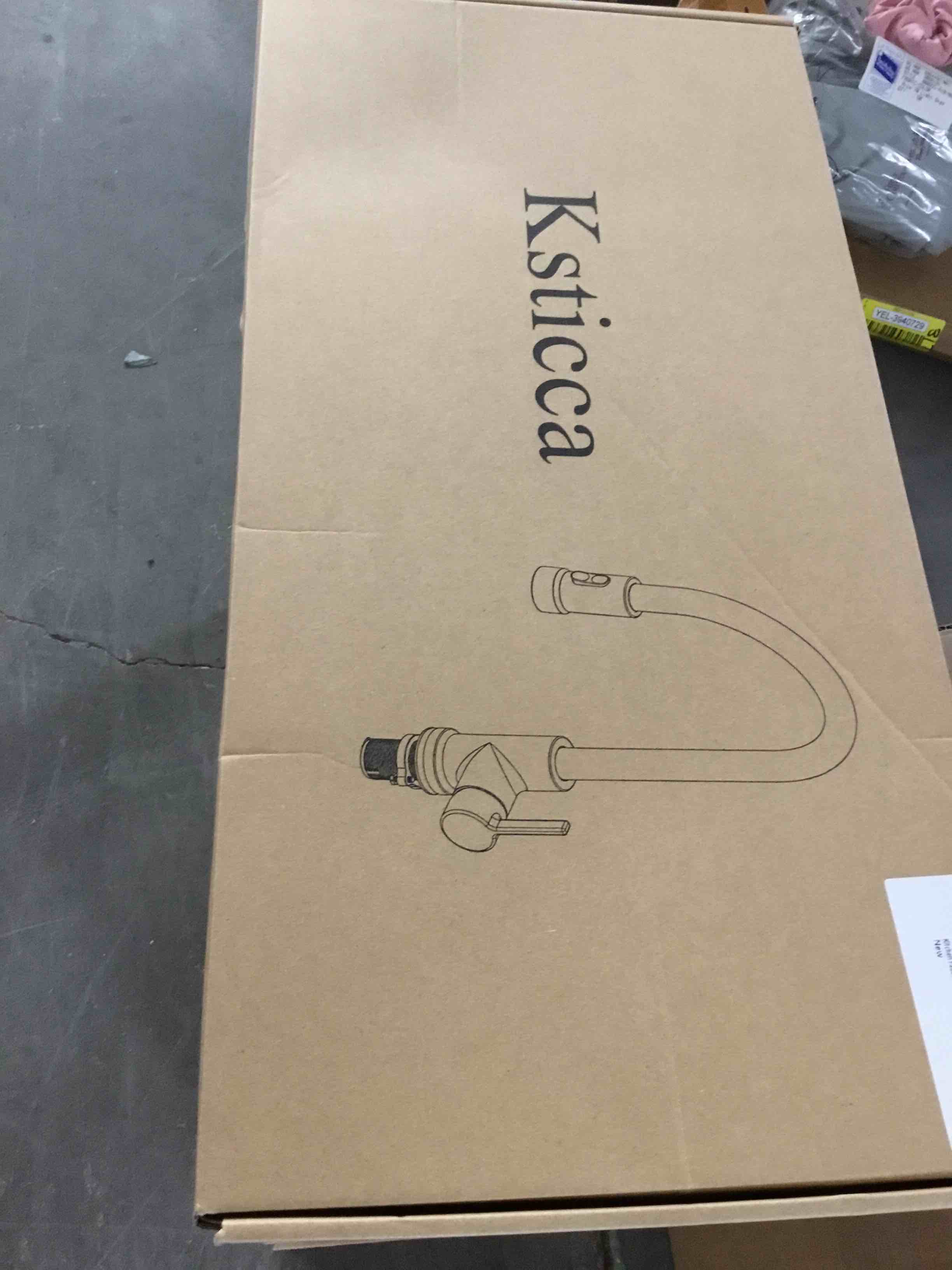 https://s3.amazonaws.com/lotting-images-prod/bidfta/YEL3938147_1689185936688.jpeg