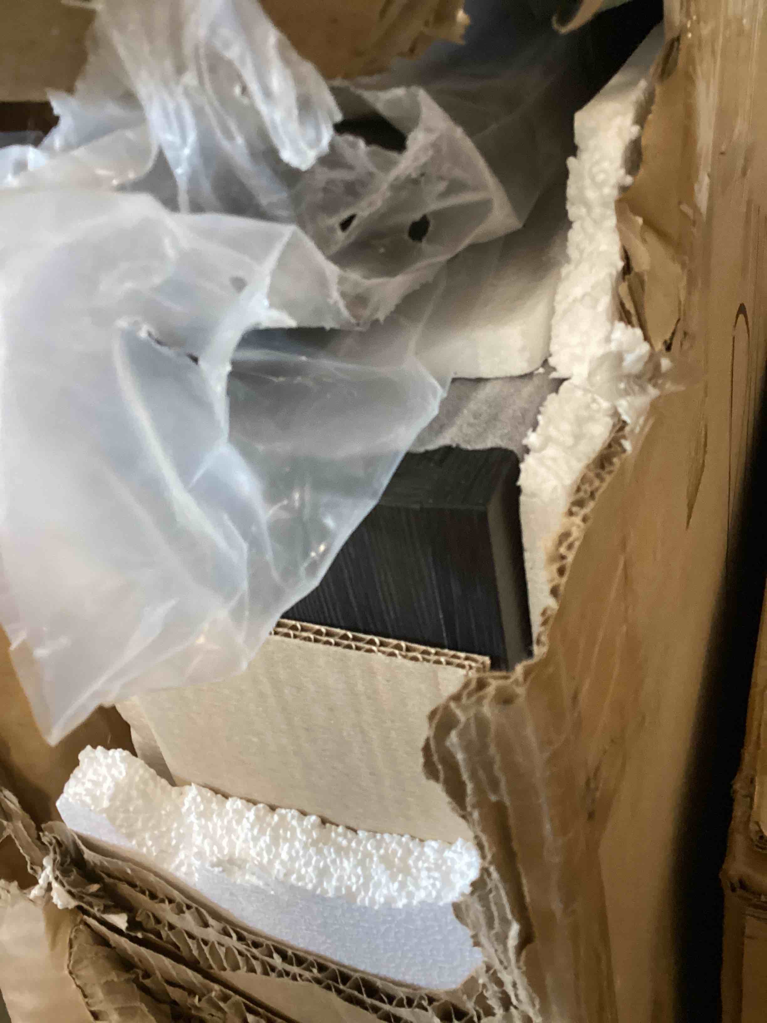 https://s3.amazonaws.com/lotting-images-prod/bidfta/YEL3938677_1690812113075.jpeg
