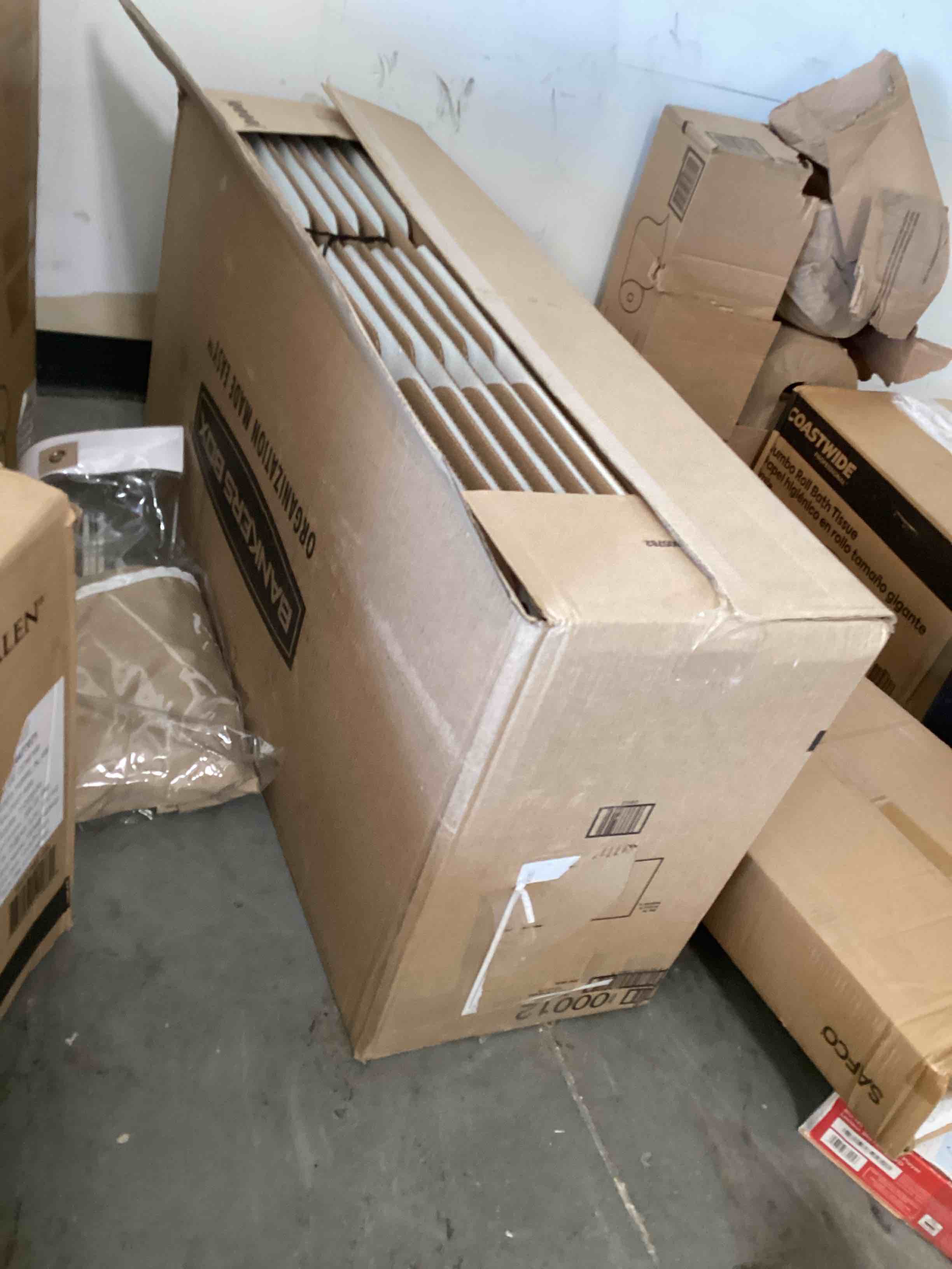 https://s3.amazonaws.com/lotting-images-prod/bidfta/YEL3938679_1690812219987.jpeg