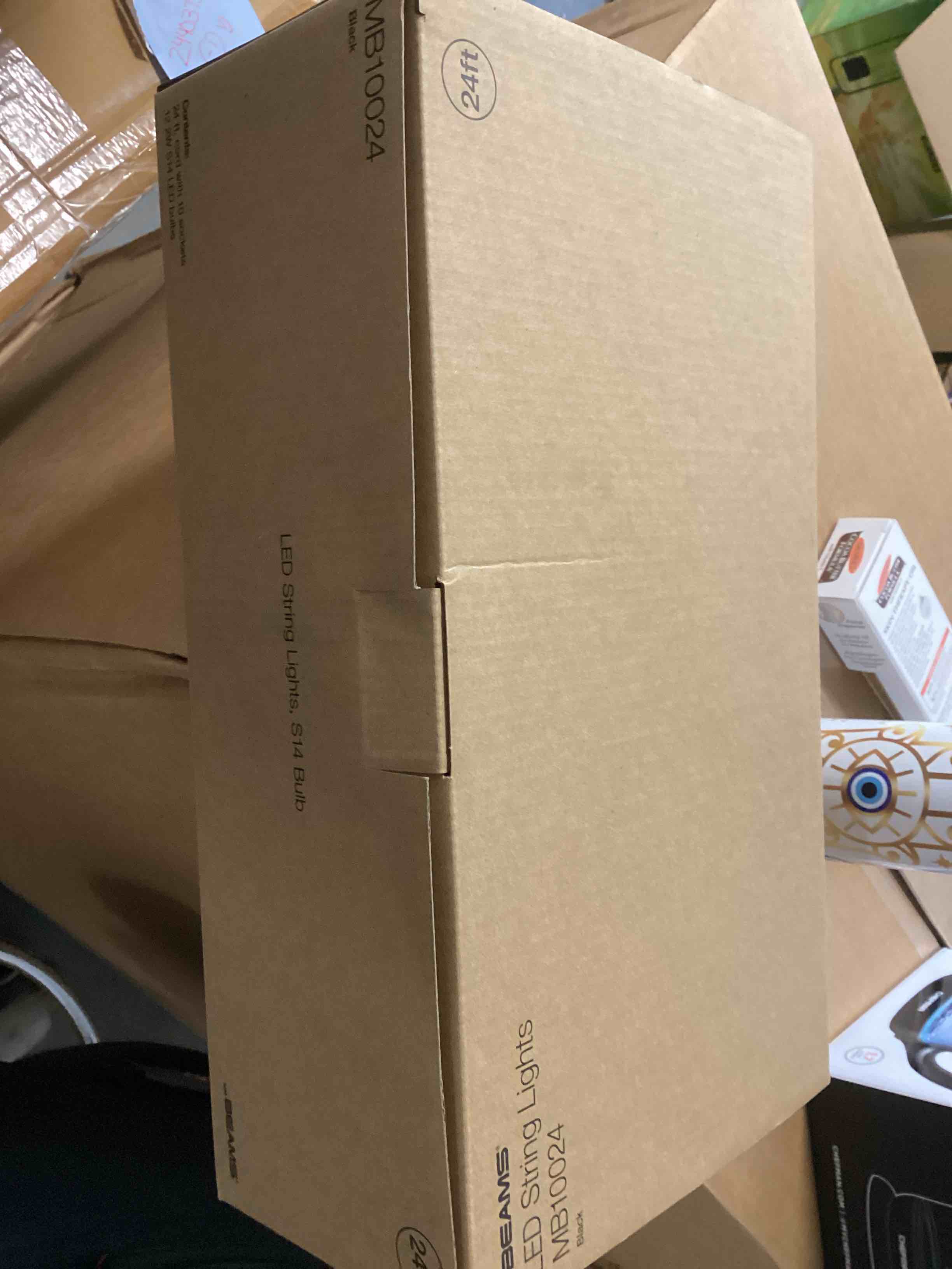 https://s3.amazonaws.com/lotting-images-prod/bidfta/YEL3938910_1692986127812.jpeg