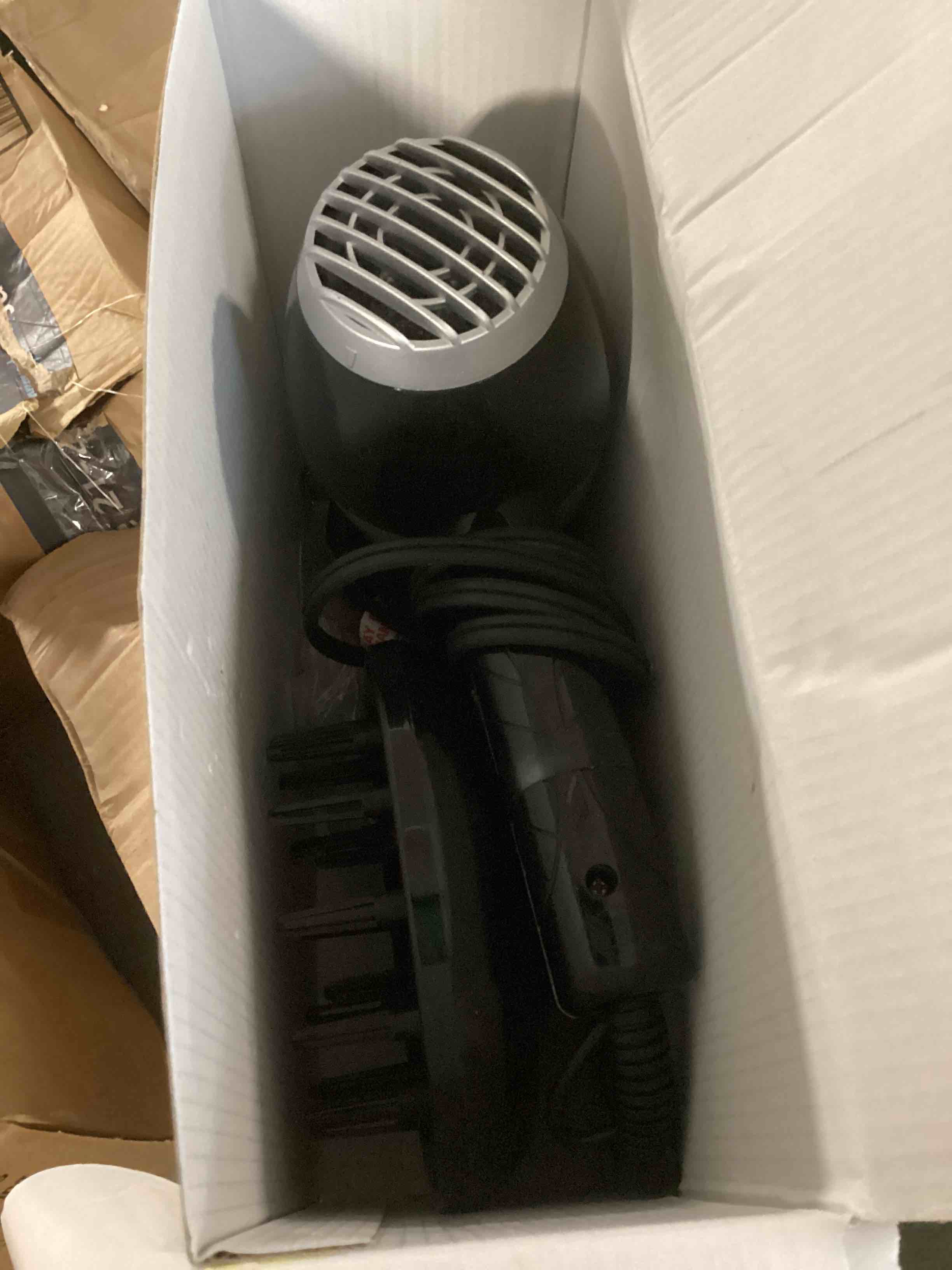 https://s3.amazonaws.com/lotting-images-prod/bidfta/YEL3938932_1692998566653.jpeg