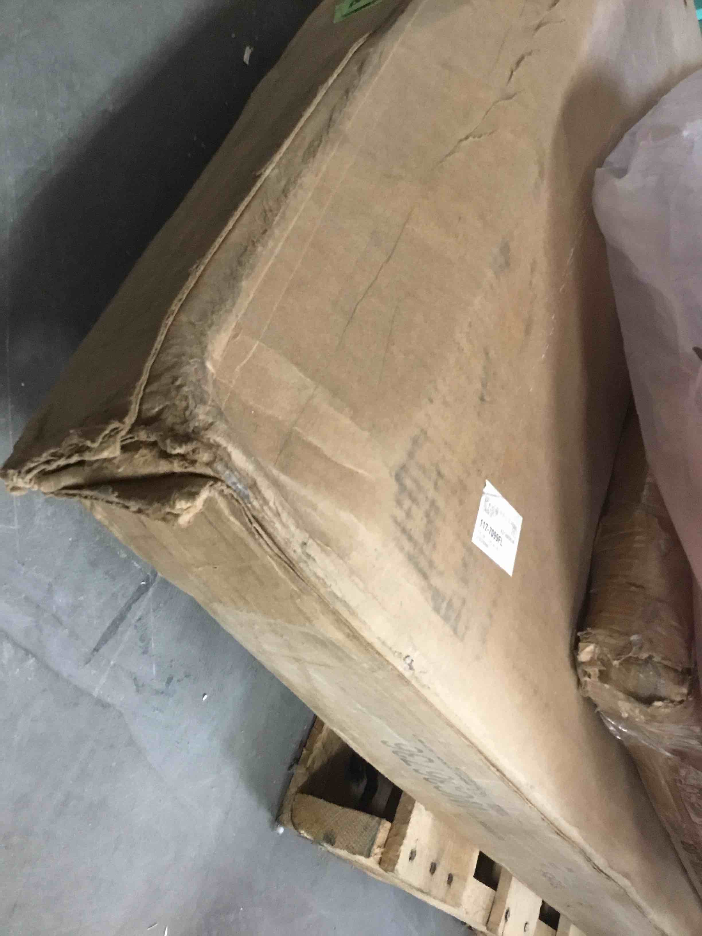 https://s3.amazonaws.com/lotting-images-prod/bidfta/YEL3939949_1687893938920.jpeg