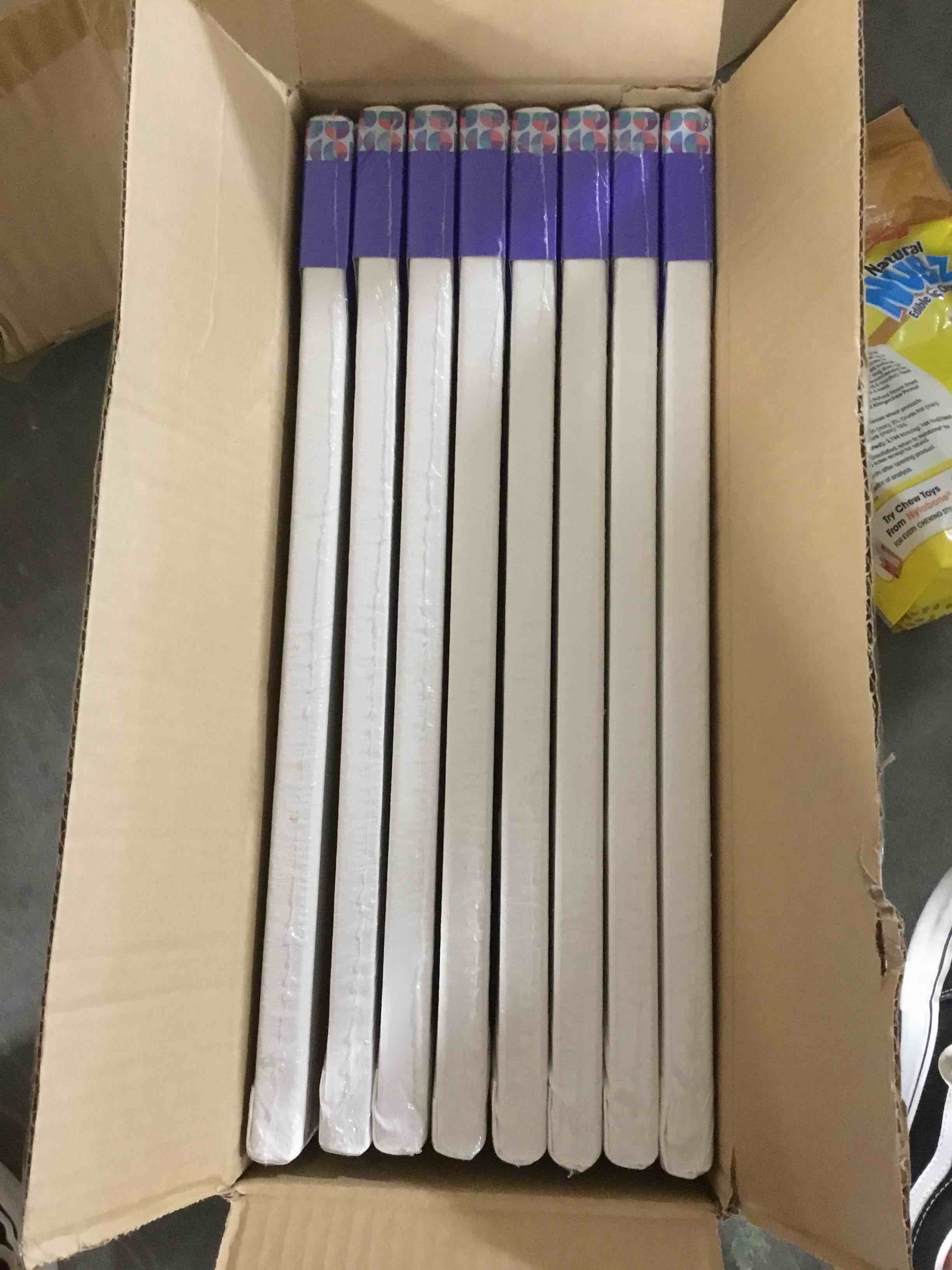 https://s3.amazonaws.com/lotting-images-prod/bidfta/YEL3940723_1689166473417.jpeg