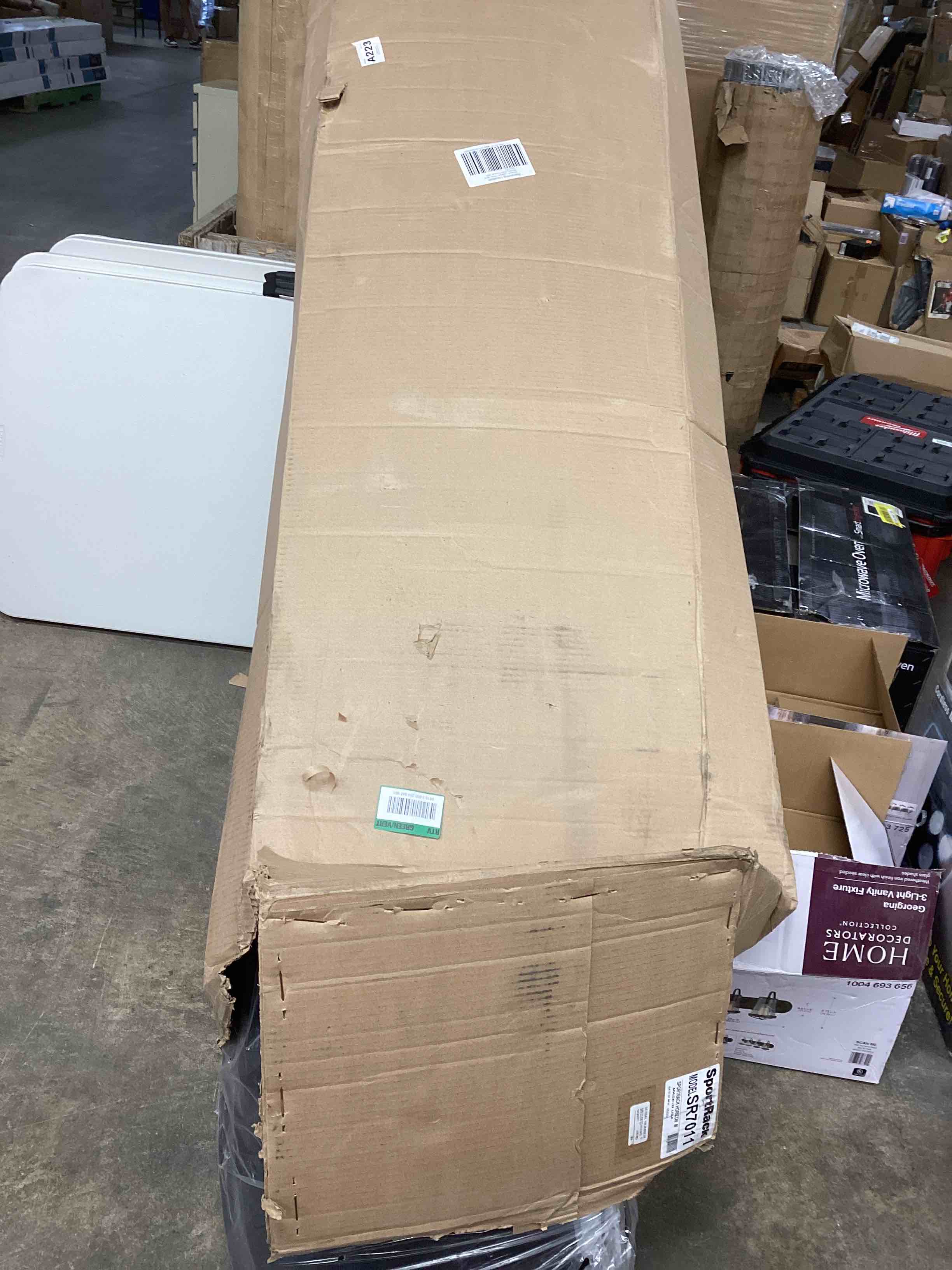 https://s3.amazonaws.com/lotting-images-prod/bidfta/YEL3941454_1691180024153.jpeg