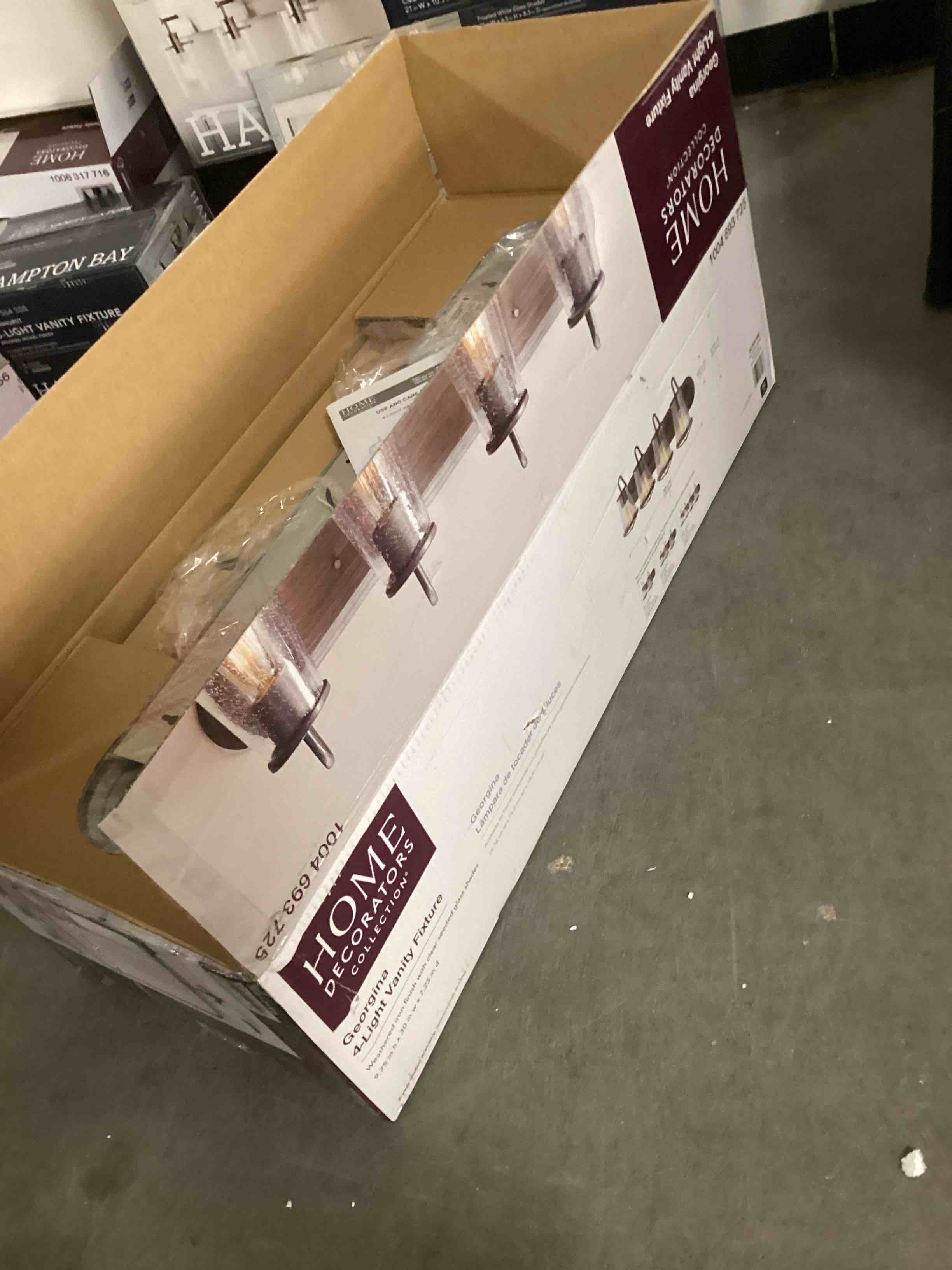 https://s3.amazonaws.com/lotting-images-prod/bidfta/YEL3941525_1691435863312.jpeg