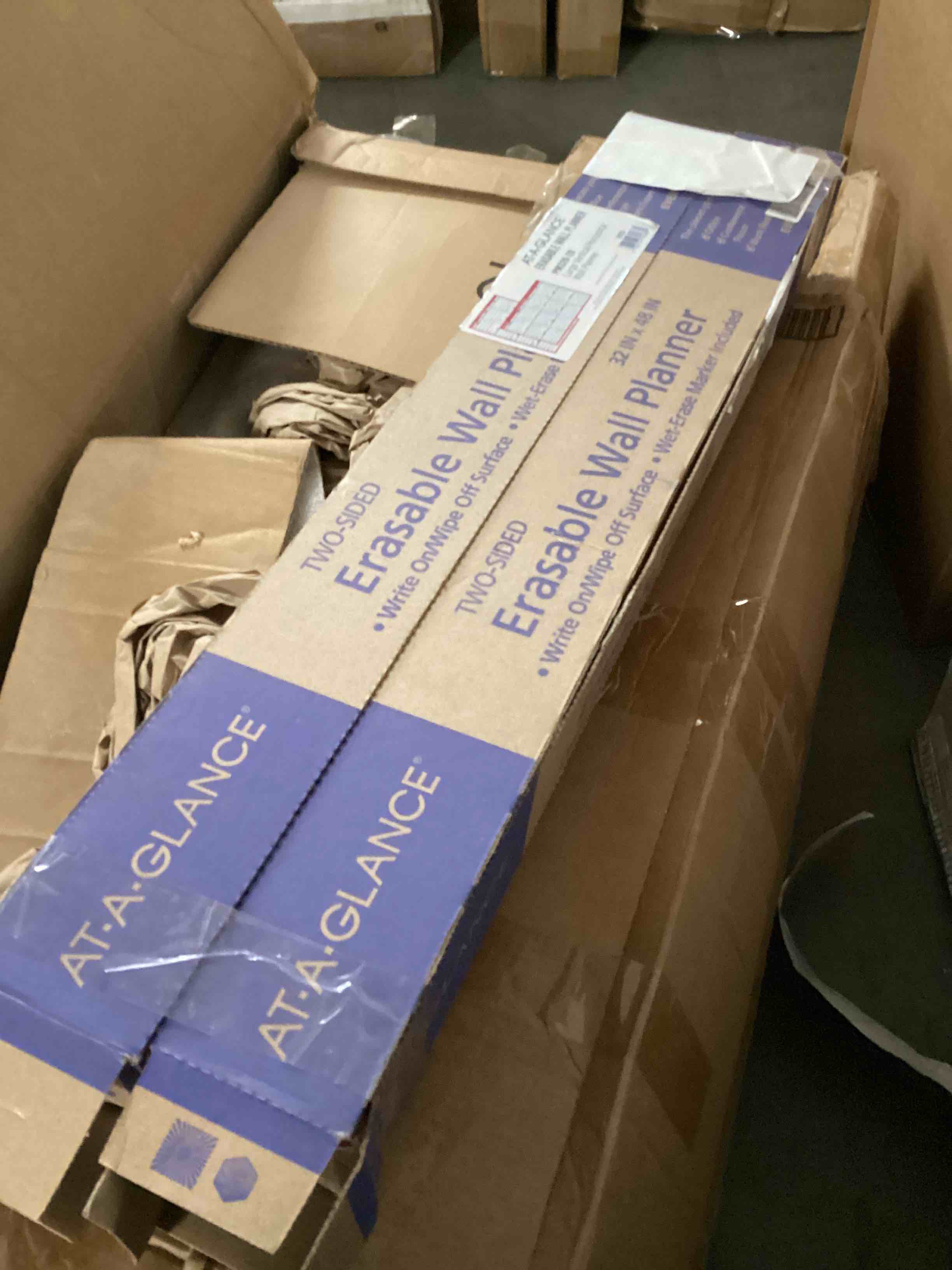 https://s3.amazonaws.com/lotting-images-prod/bidfta/YEL3942022_1694187309927.jpeg