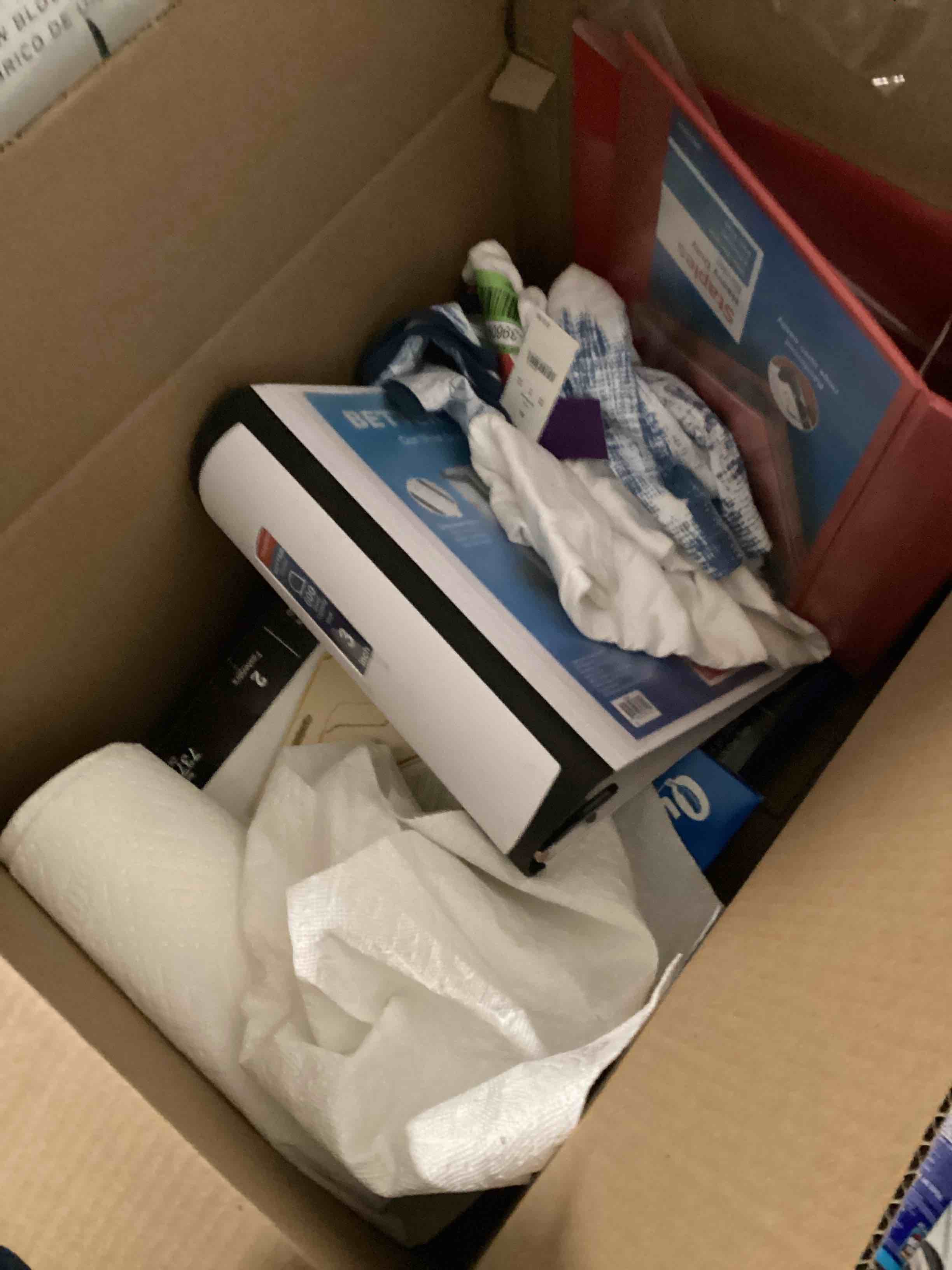 https://s3.amazonaws.com/lotting-images-prod/bidfta/YEL3942023_1694187413835.jpeg
