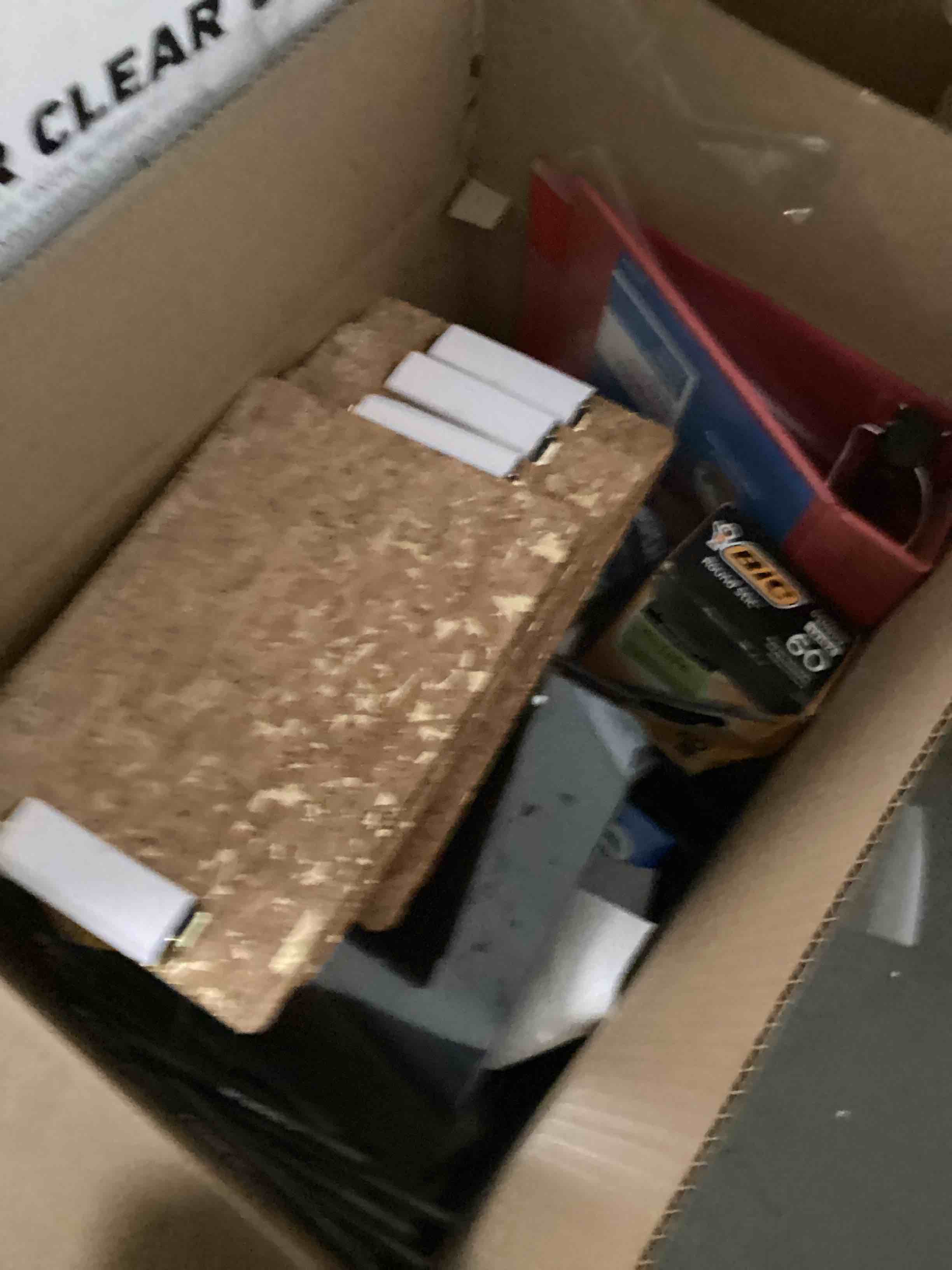 https://s3.amazonaws.com/lotting-images-prod/bidfta/YEL3942023_1694187444301.jpeg