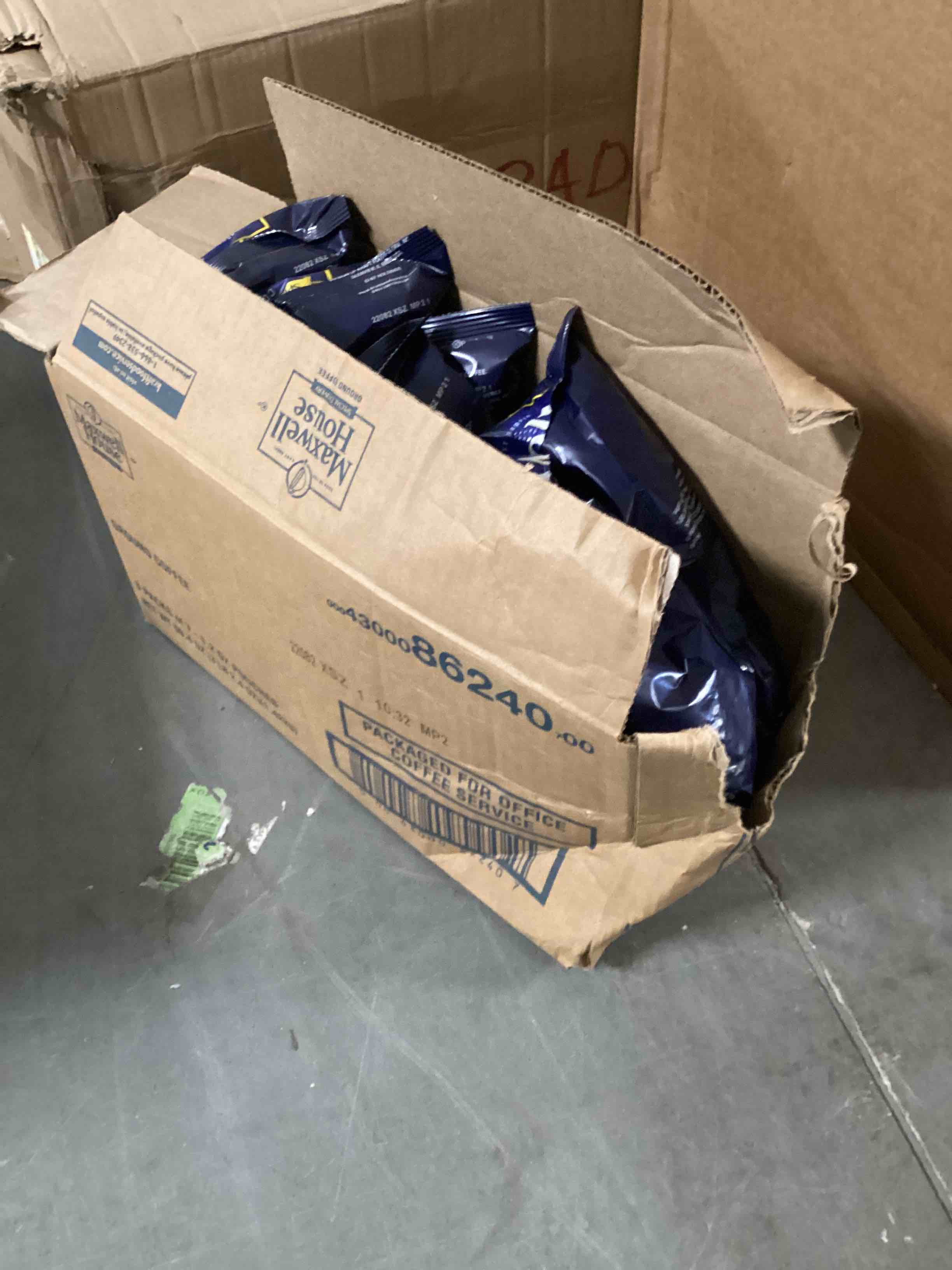 https://s3.amazonaws.com/lotting-images-prod/bidfta/YEL3942026_1694207594501.jpeg