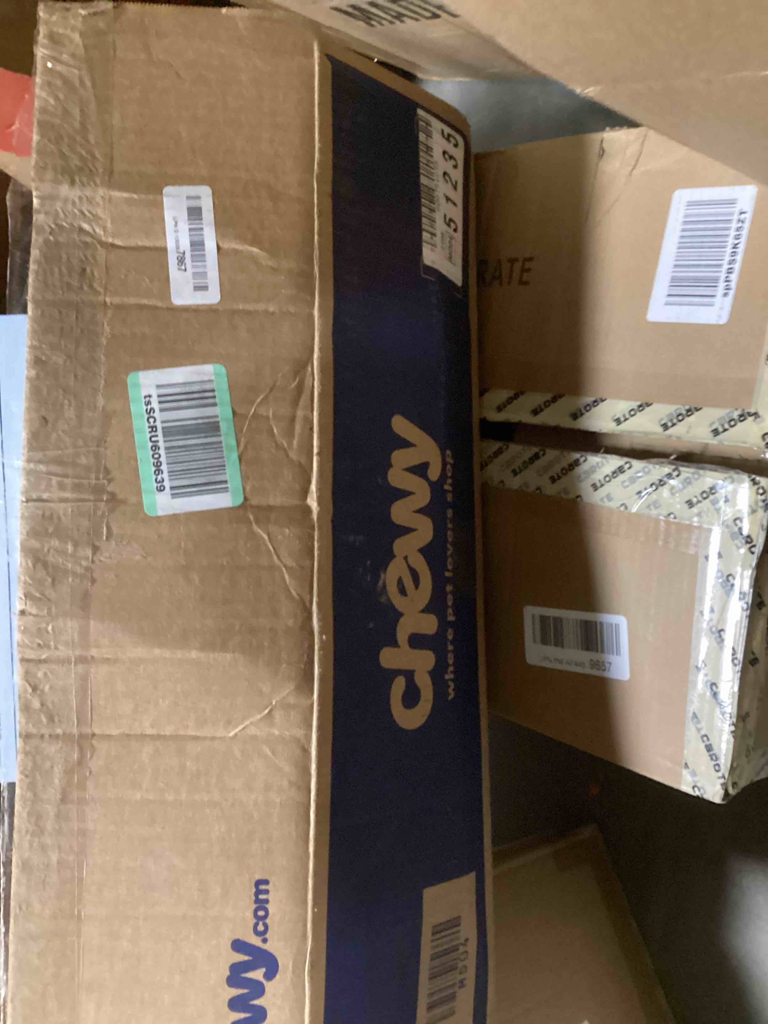 https://s3.amazonaws.com/lotting-images-prod/bidfta/YEL3942437_1695689927670.jpeg
