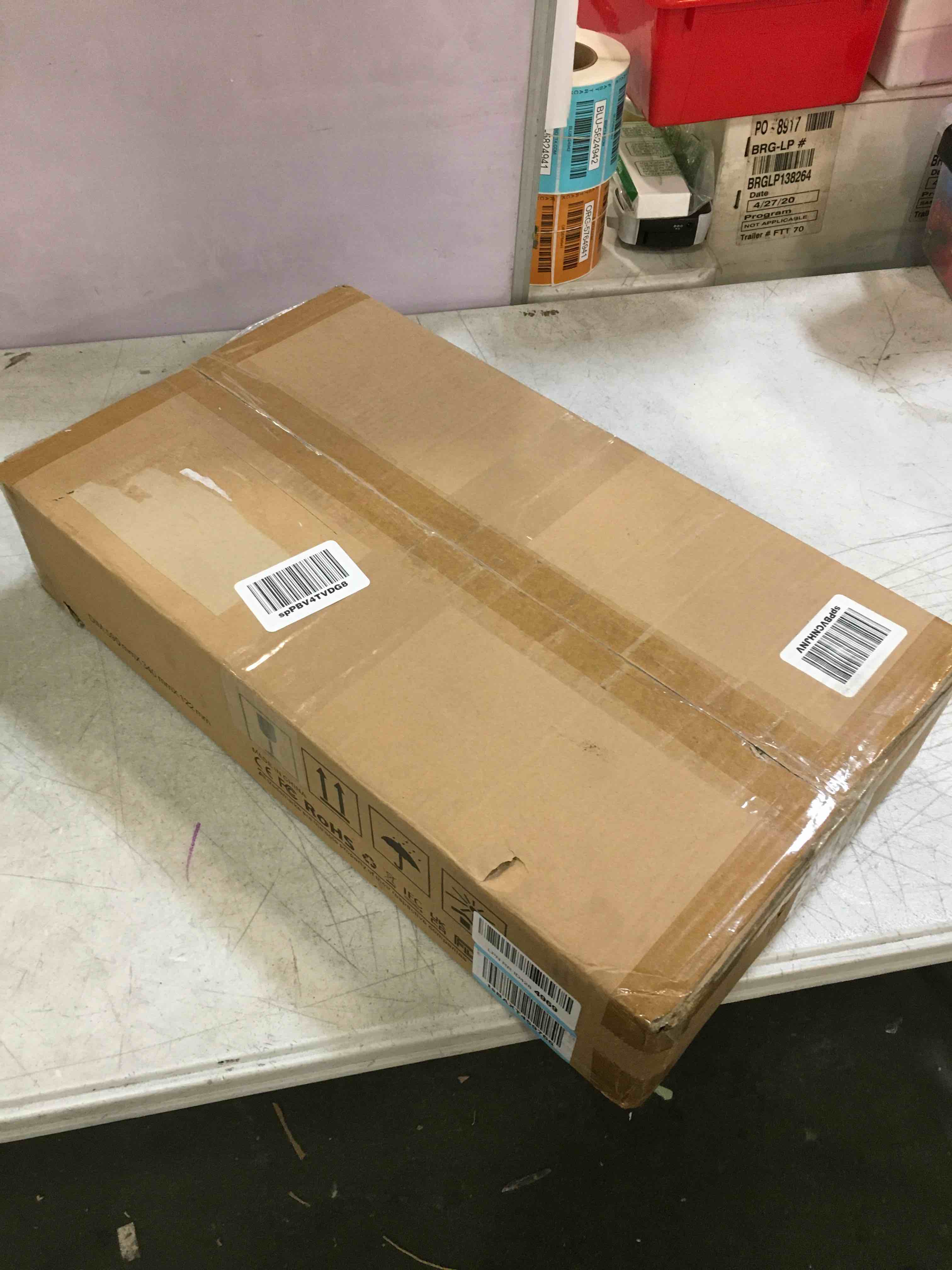 https://s3.amazonaws.com/lotting-images-prod/bidfta/YEL3981967_1705871200246.jpeg