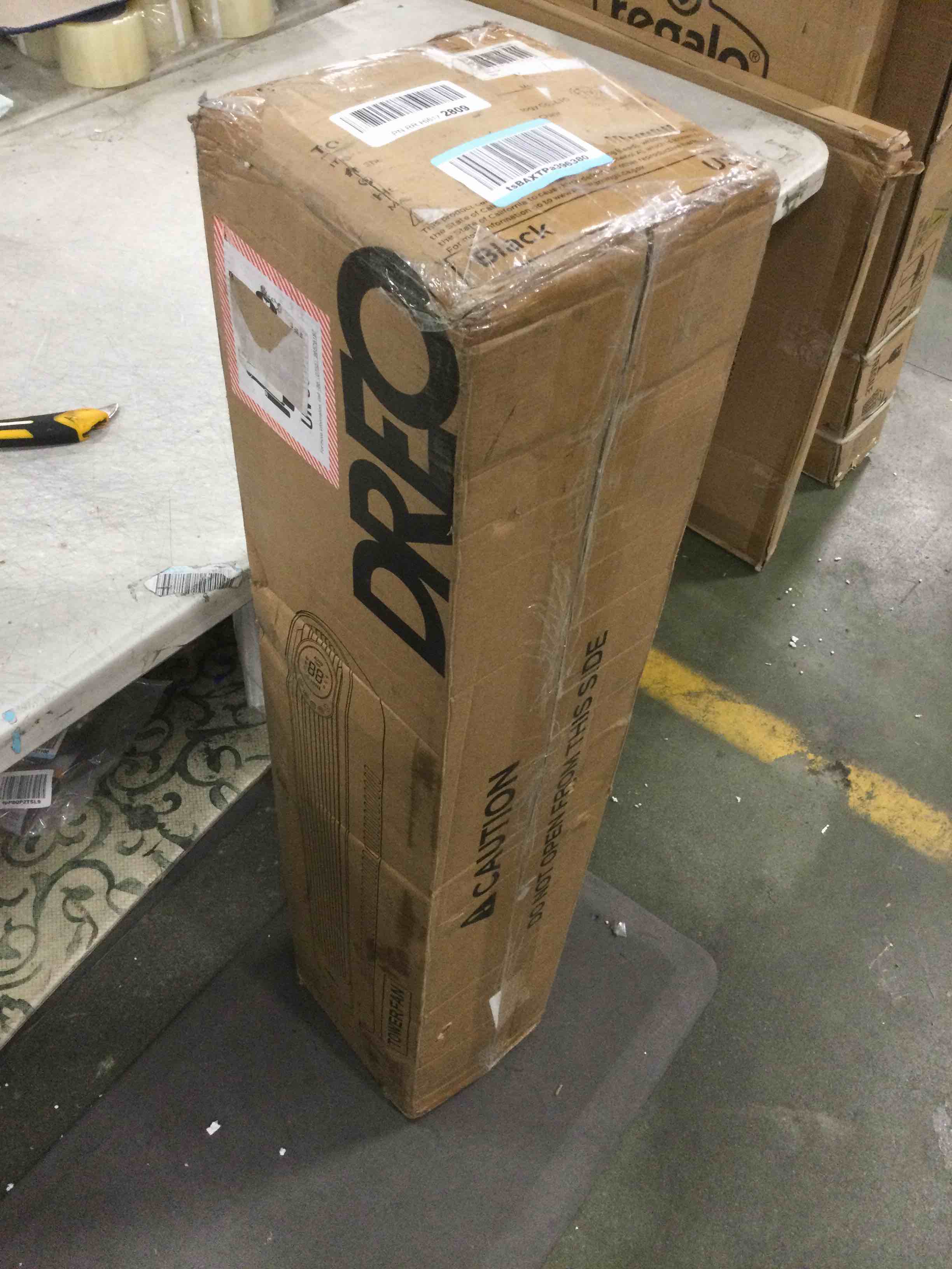 https://s3.amazonaws.com/lotting-images-prod/bidfta/YEL3981983_1705926606745.jpeg
