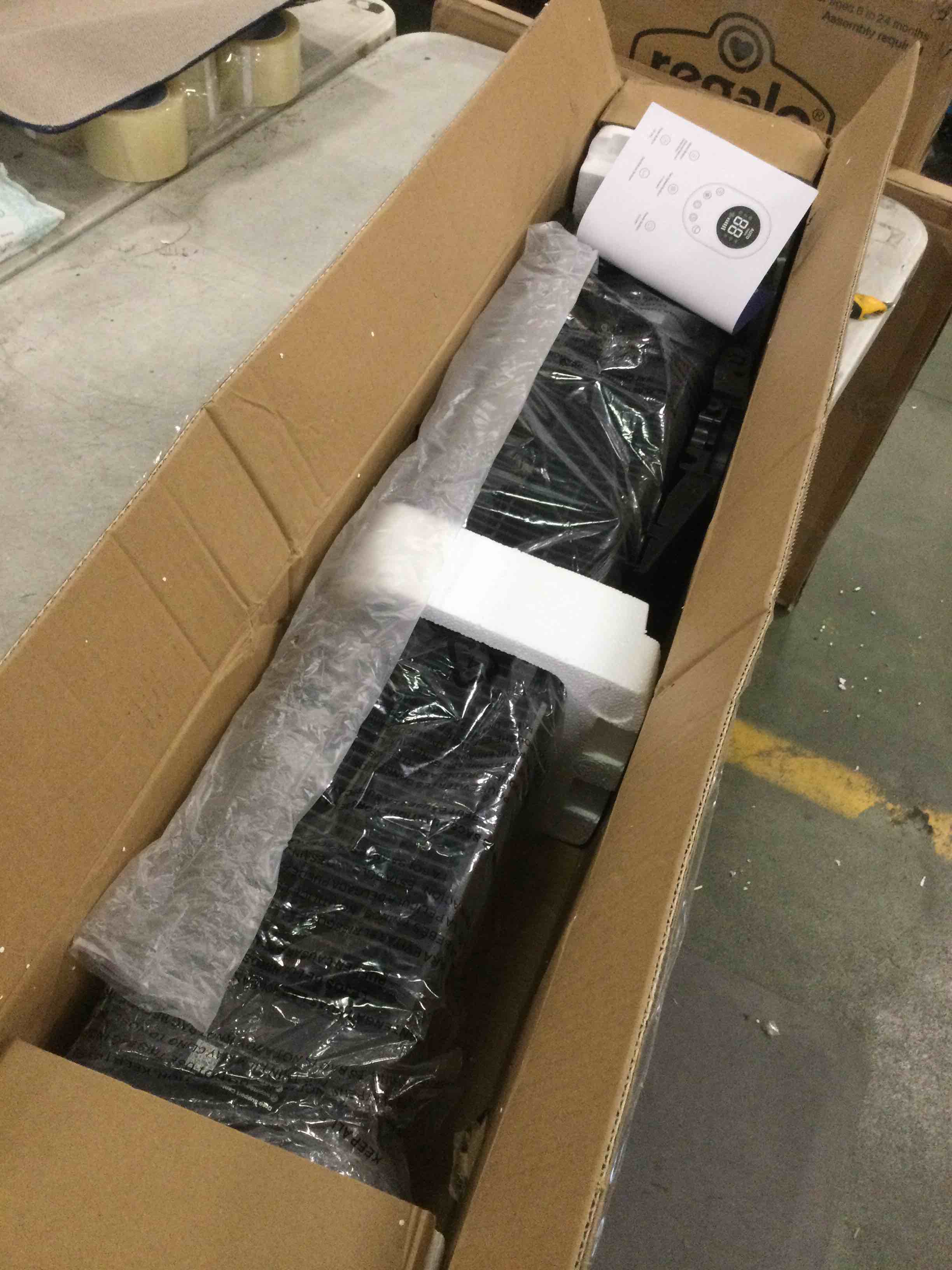 https://s3.amazonaws.com/lotting-images-prod/bidfta/YEL3981983_1705926643886.jpeg