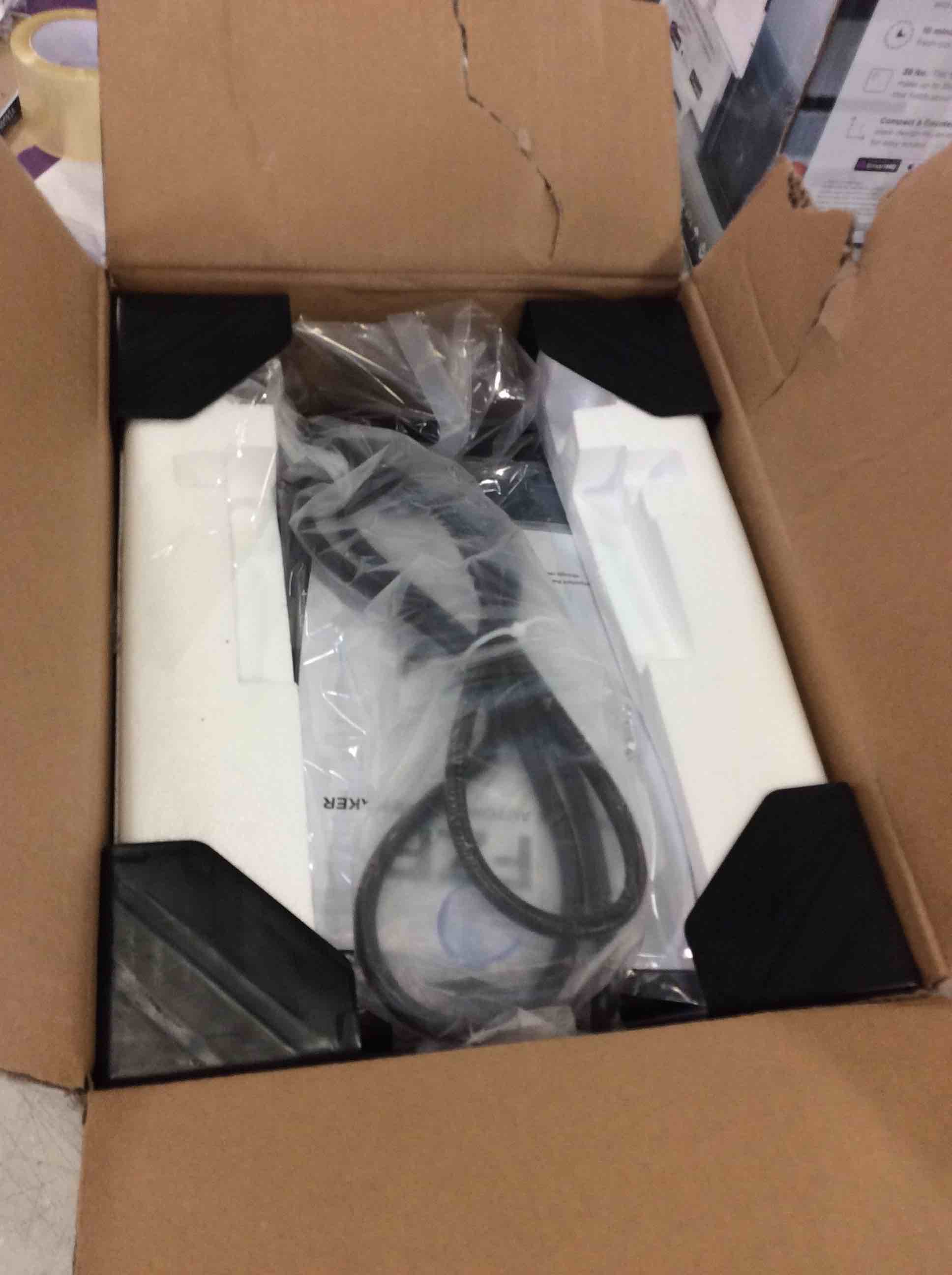 https://s3.amazonaws.com/lotting-images-prod/bidfta/YEL3982136_1705957126611.jpeg