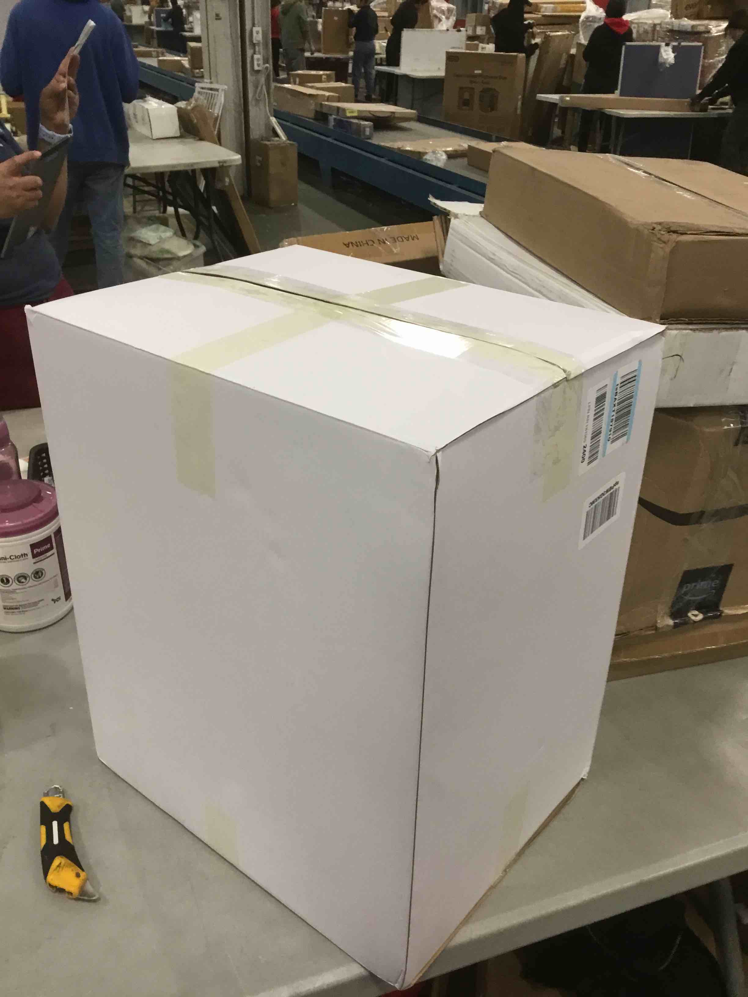 https://s3.amazonaws.com/lotting-images-prod/bidfta/YEL3982337_1706128257776.jpeg