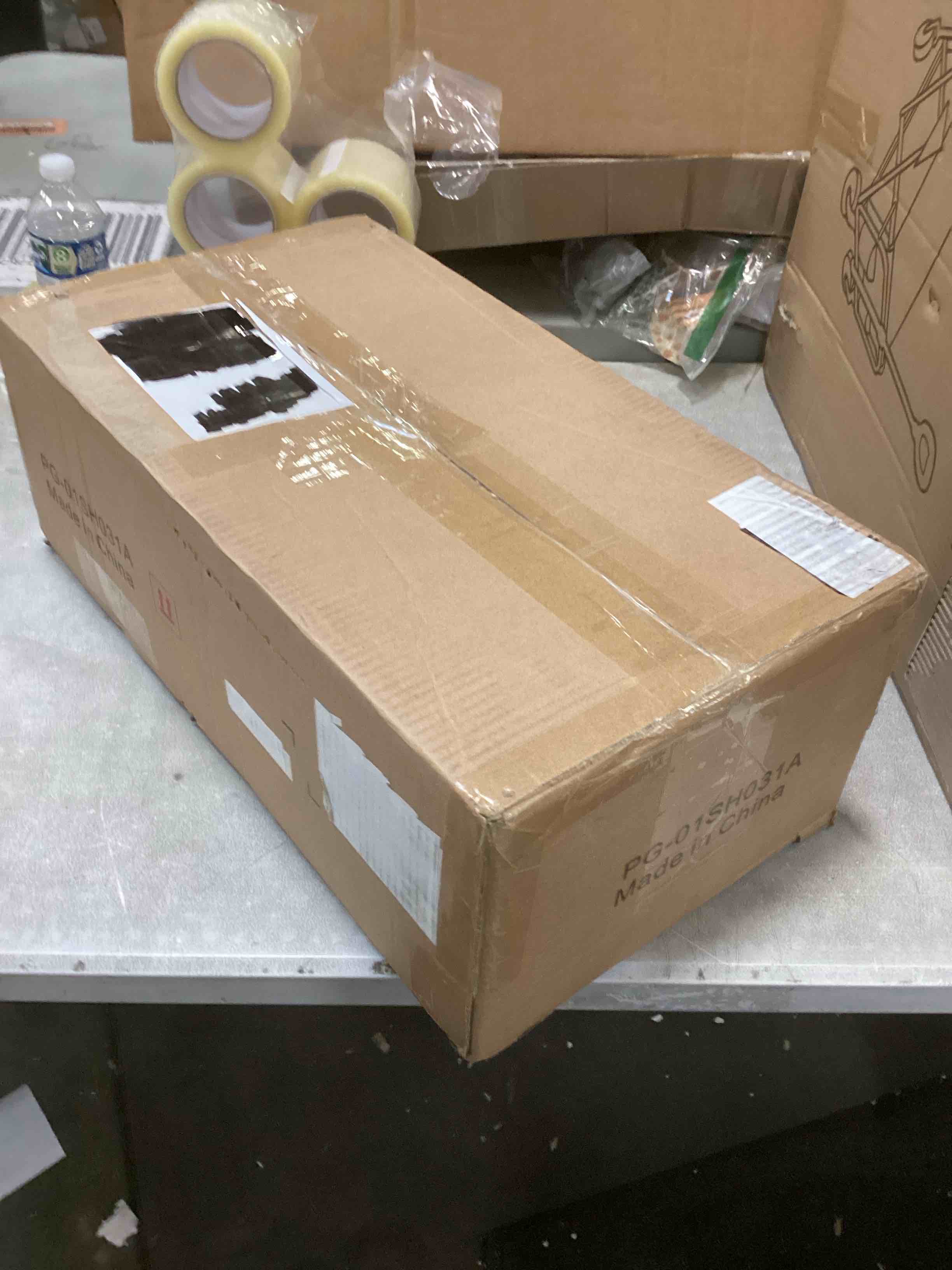 https://s3.amazonaws.com/lotting-images-prod/bidfta/YEL3982491_1706206835310.jpeg