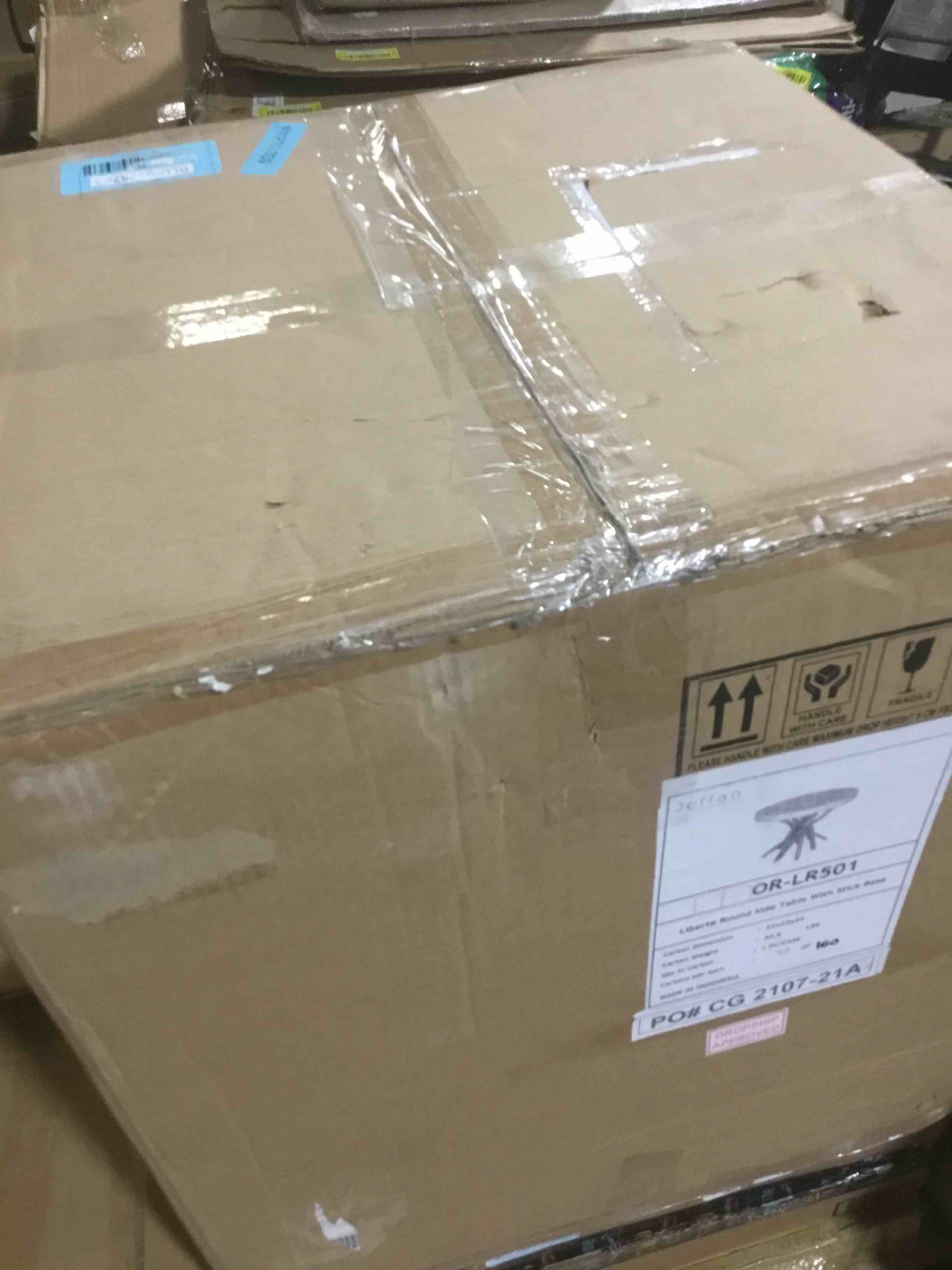 https://s3.amazonaws.com/lotting-images-prod/bidfta/YEL4016962_1695319898915.jpeg