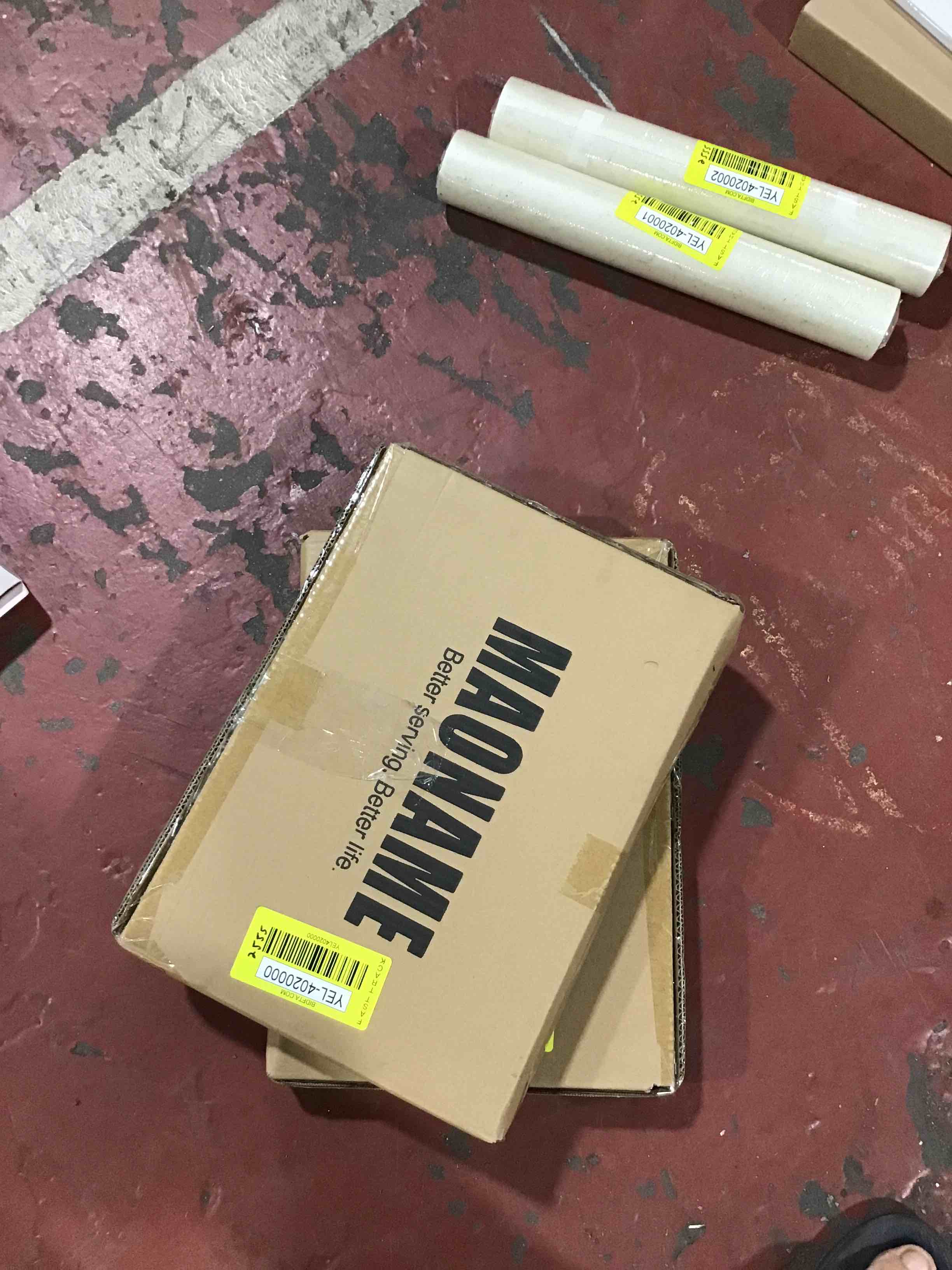 https://s3.amazonaws.com/lotting-images-prod/bidfta/YEL4020000_1688567995335.jpeg