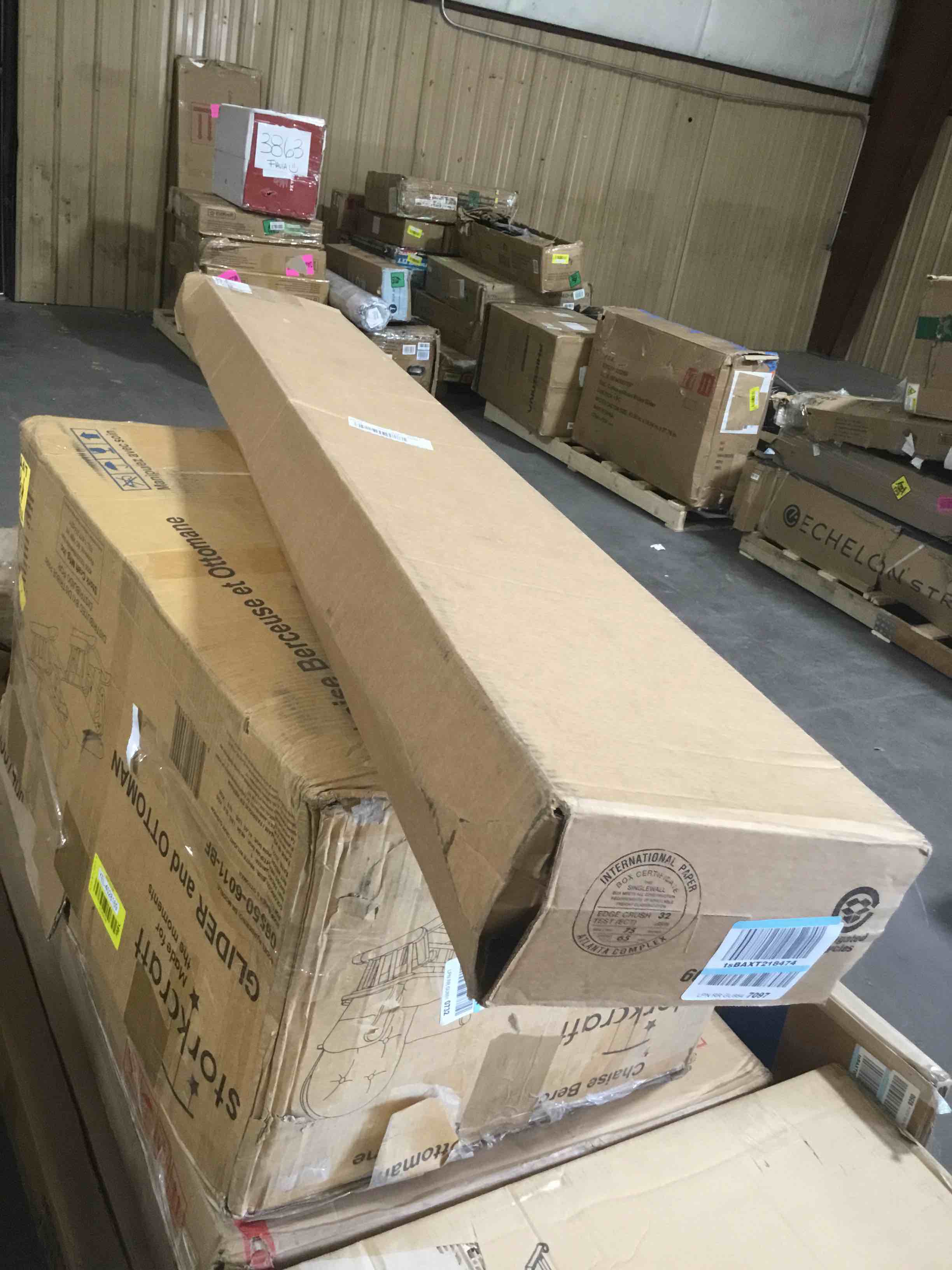 https://s3.amazonaws.com/lotting-images-prod/bidfta/YEL4028175_1696968386105.jpeg