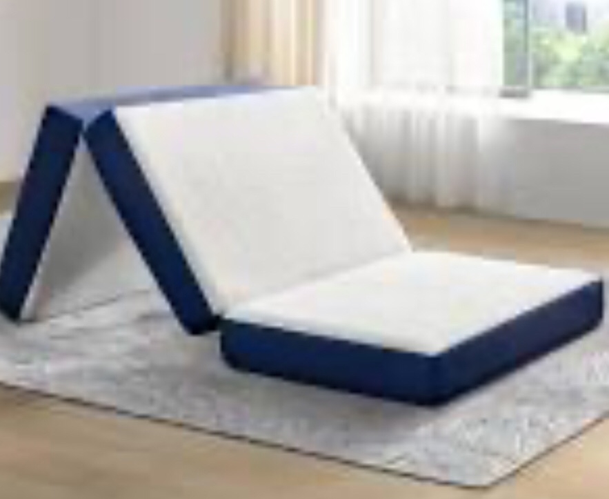 Molblly Tri?Fold Memory Foam