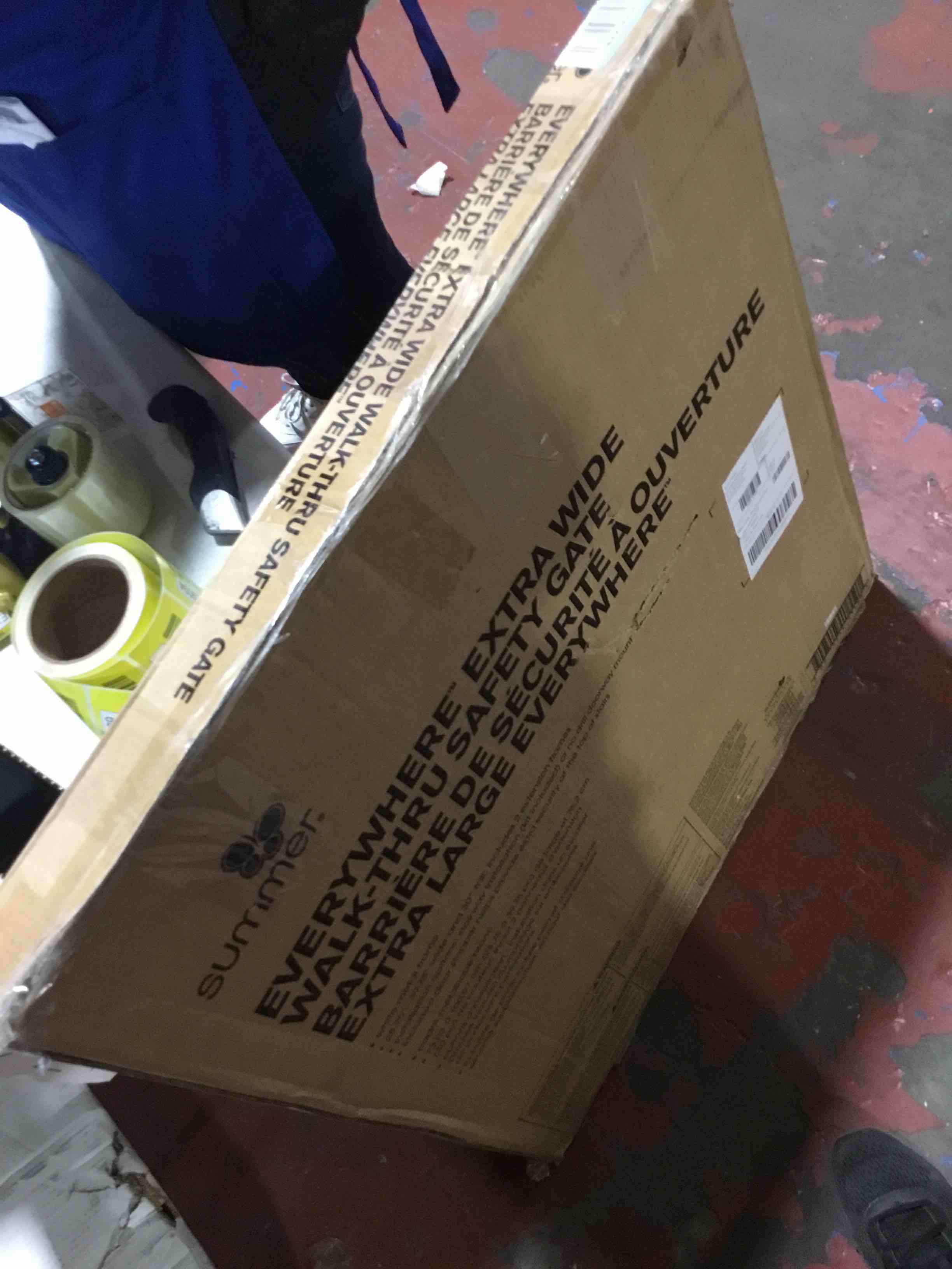 https://s3.amazonaws.com/lotting-images-prod/bidfta/YEL4029051_1702494047238.jpeg