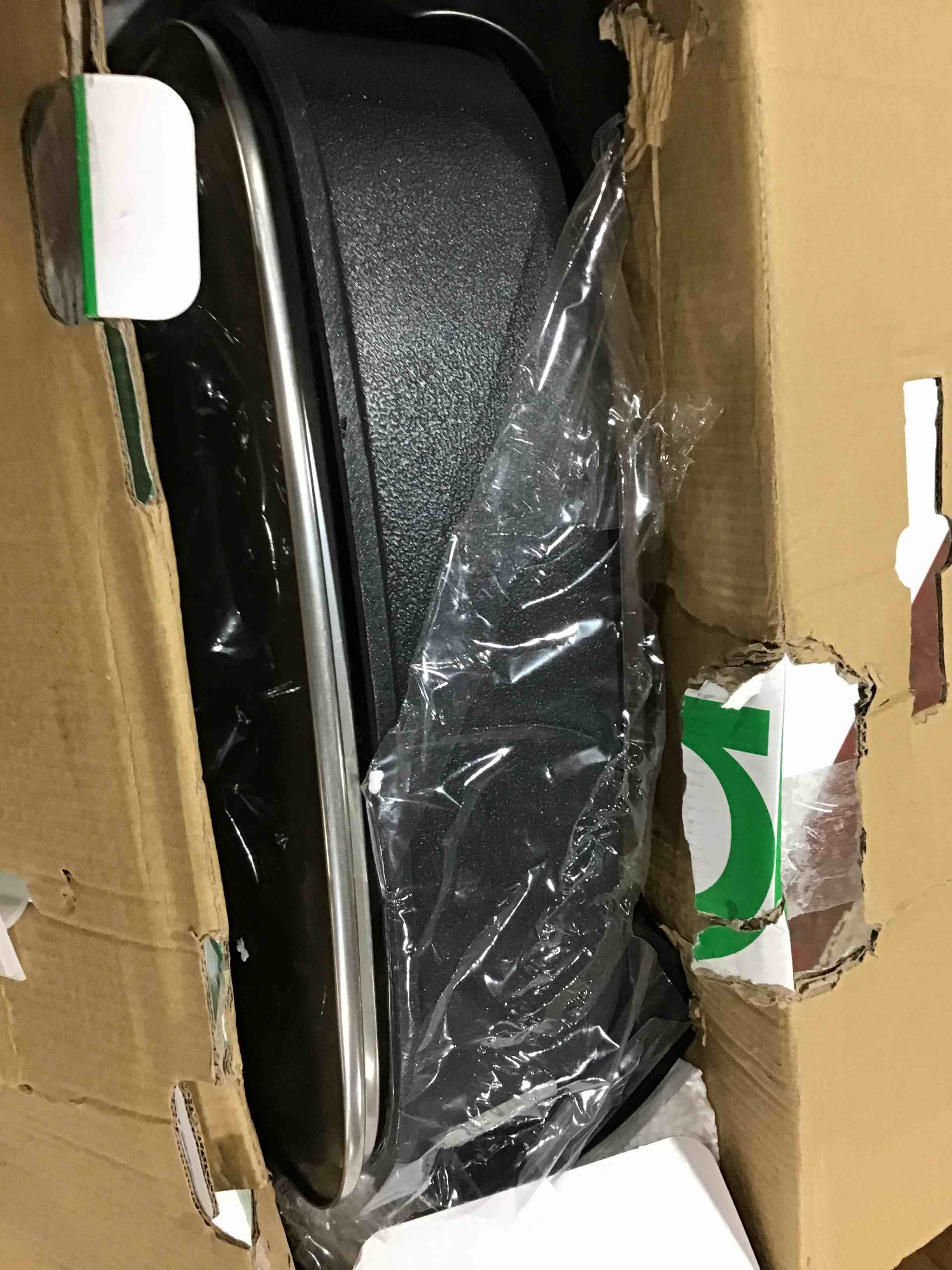 https://s3.amazonaws.com/lotting-images-prod/bidfta/YEL4030262_1694809060653.jpeg