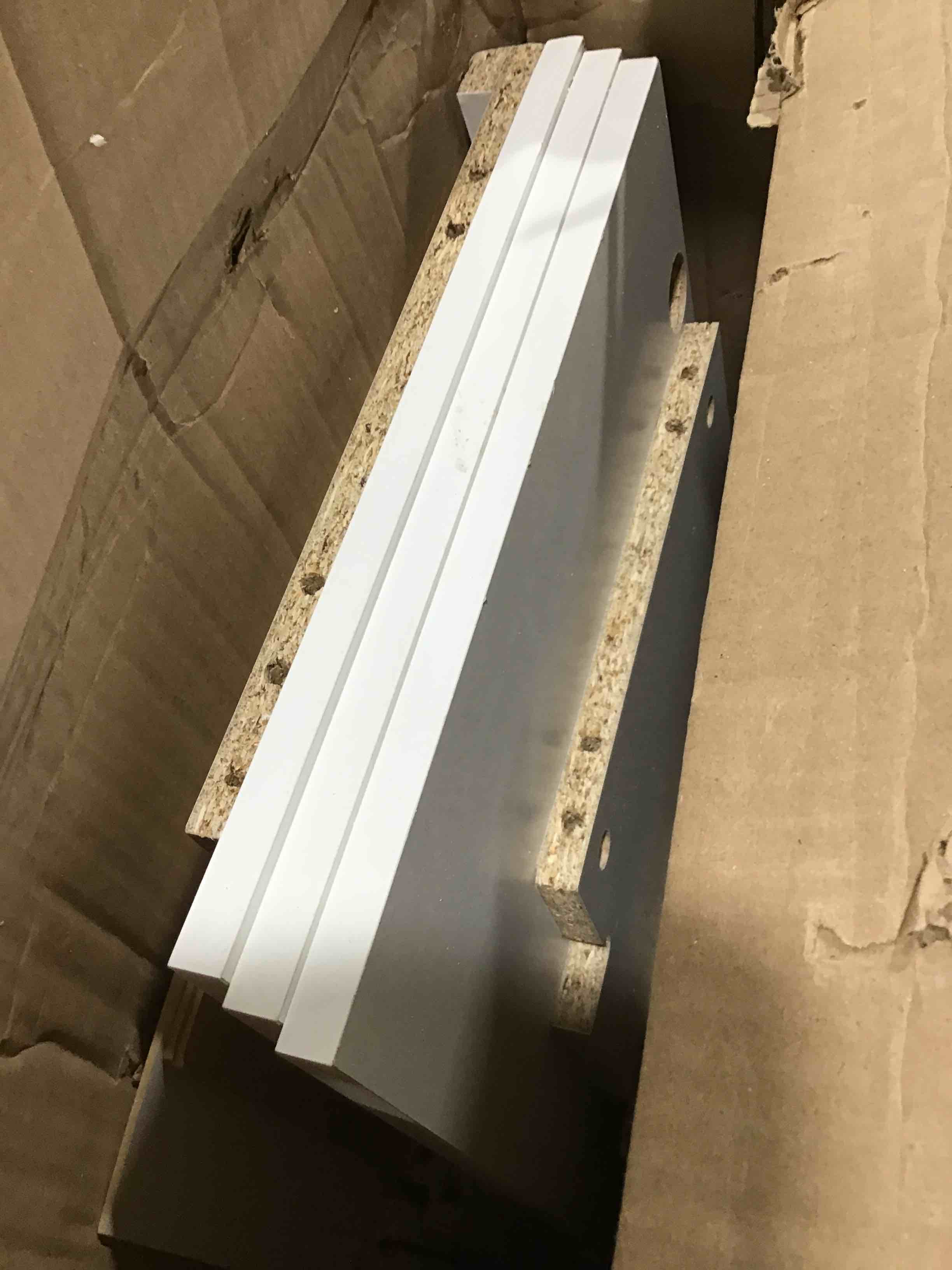 https://s3.amazonaws.com/lotting-images-prod/bidfta/YEL4032375_1686840113310.jpeg