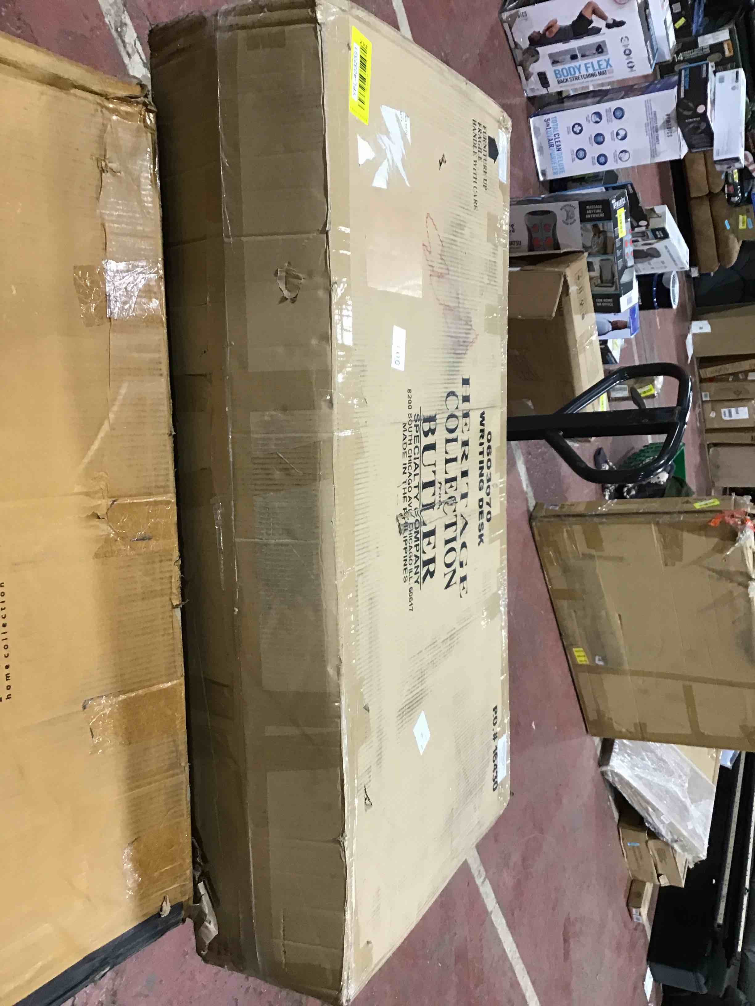 https://s3.amazonaws.com/lotting-images-prod/bidfta/YEL4032388_1686845546701.jpeg