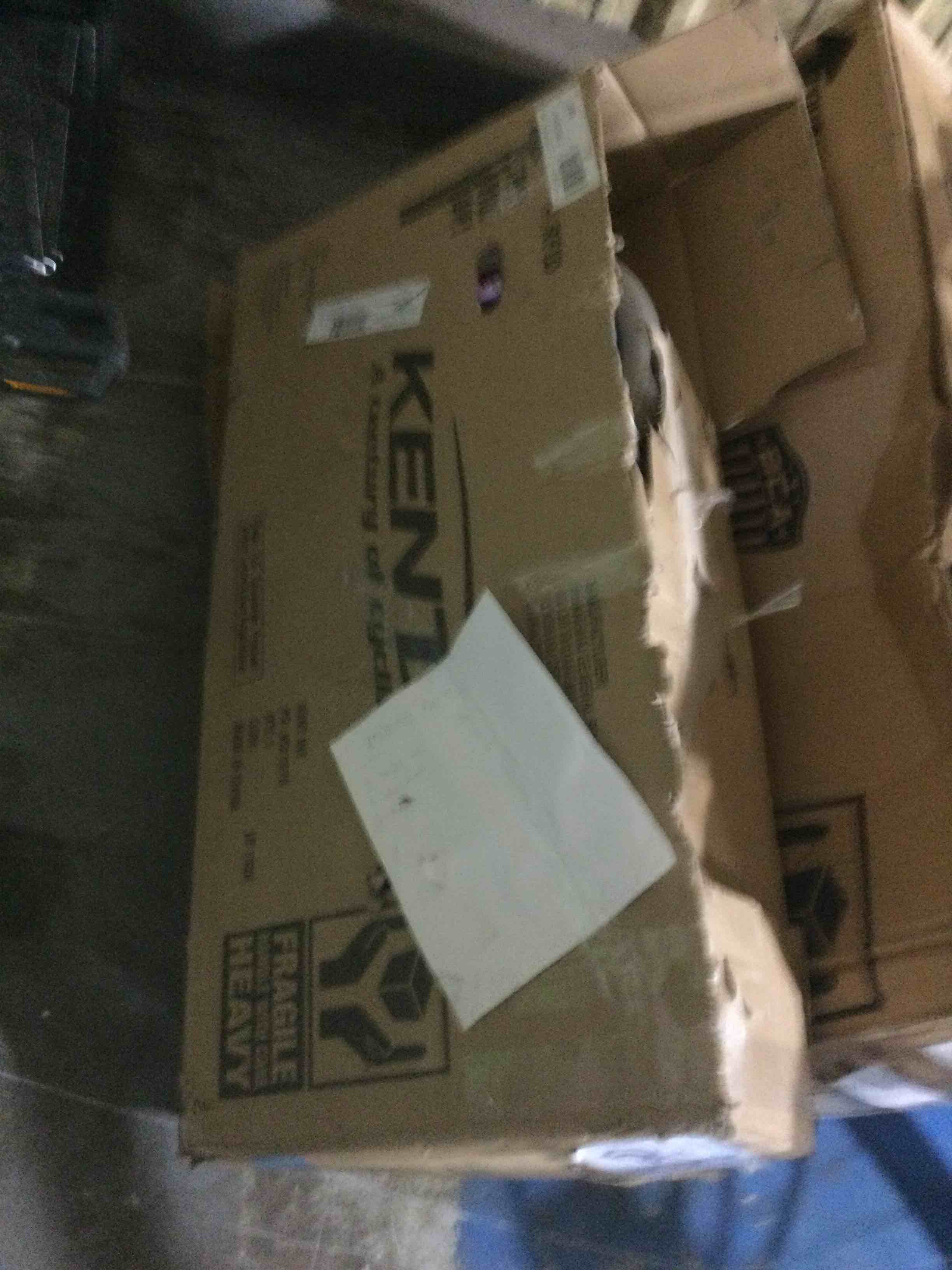 https://s3.amazonaws.com/lotting-images-prod/bidfta/YEL4039167_1692371039850.jpeg