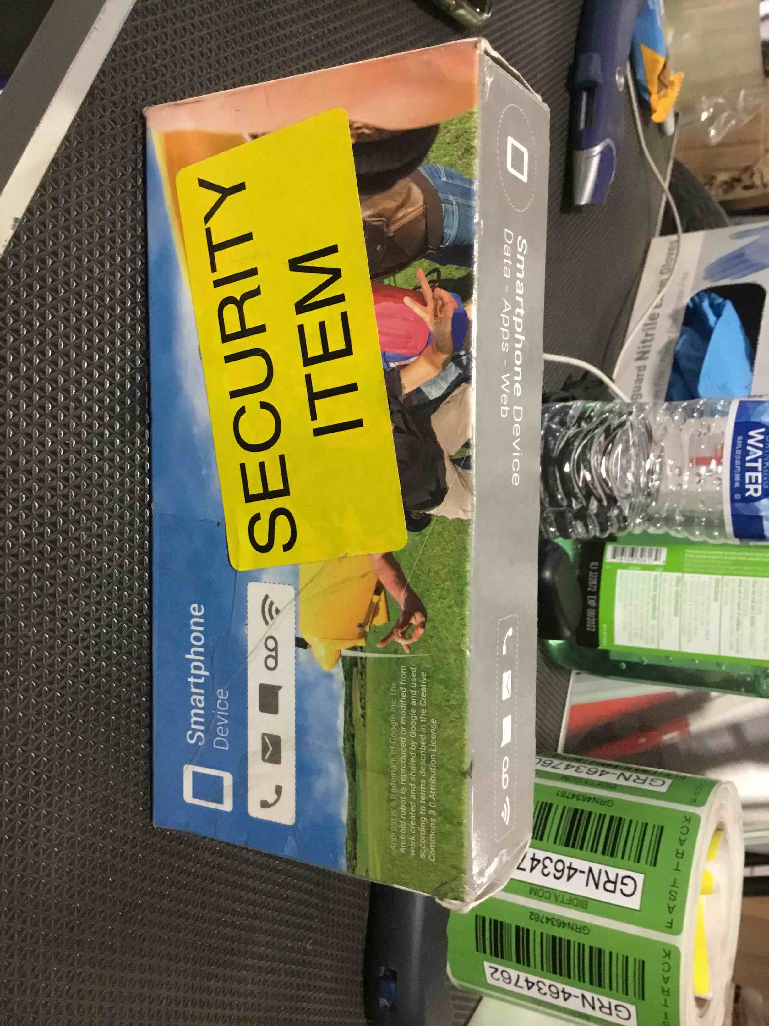https://s3.amazonaws.com/lotting-images-prod/bidfta/YEL4048940_1679664528017.jpeg