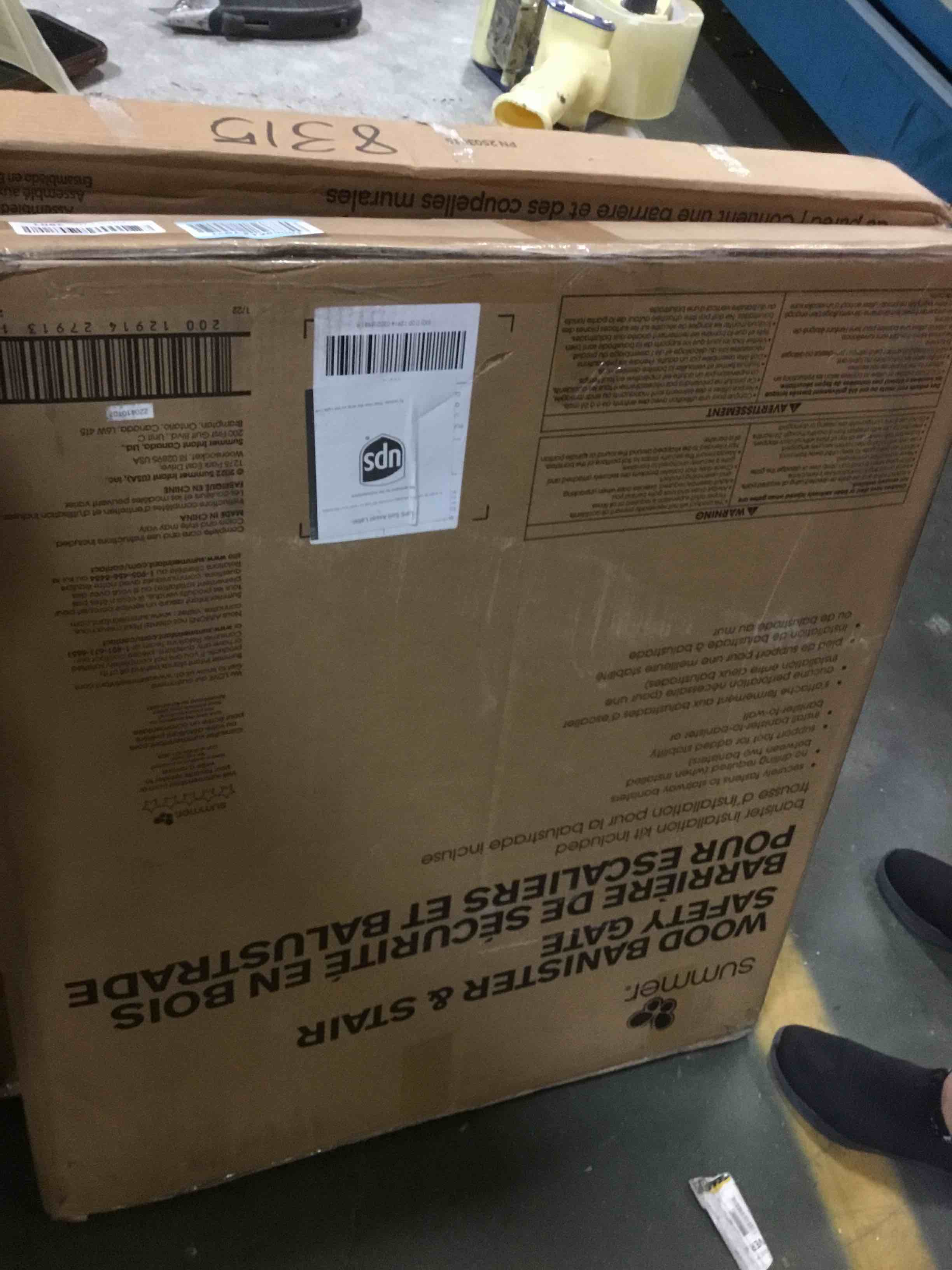 https://s3.amazonaws.com/lotting-images-prod/bidfta/YEL4071029_1670605311015.jpeg