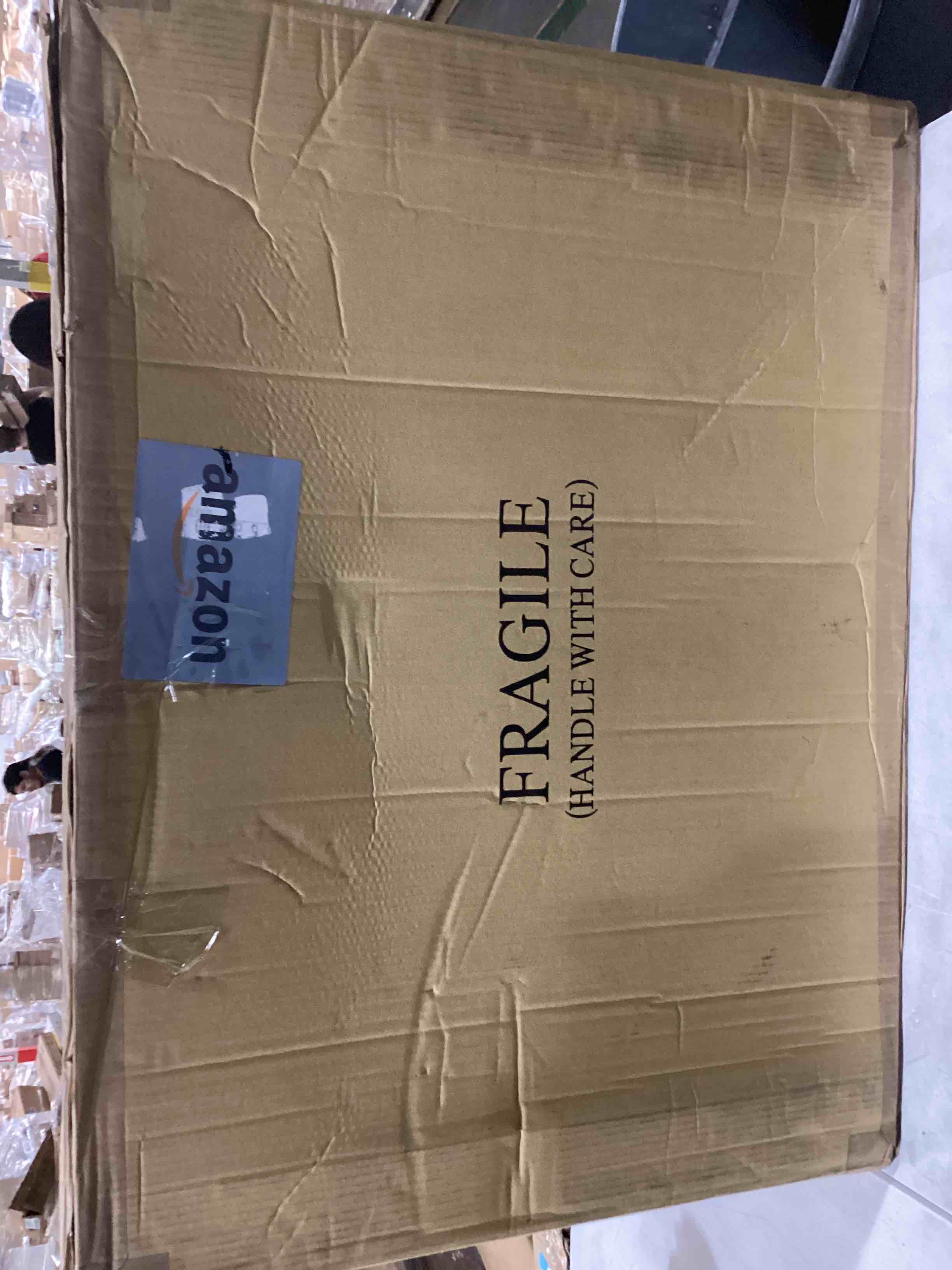 https://s3.amazonaws.com/lotting-images-prod/bidfta/YEL4076626_1710160813710.jpeg