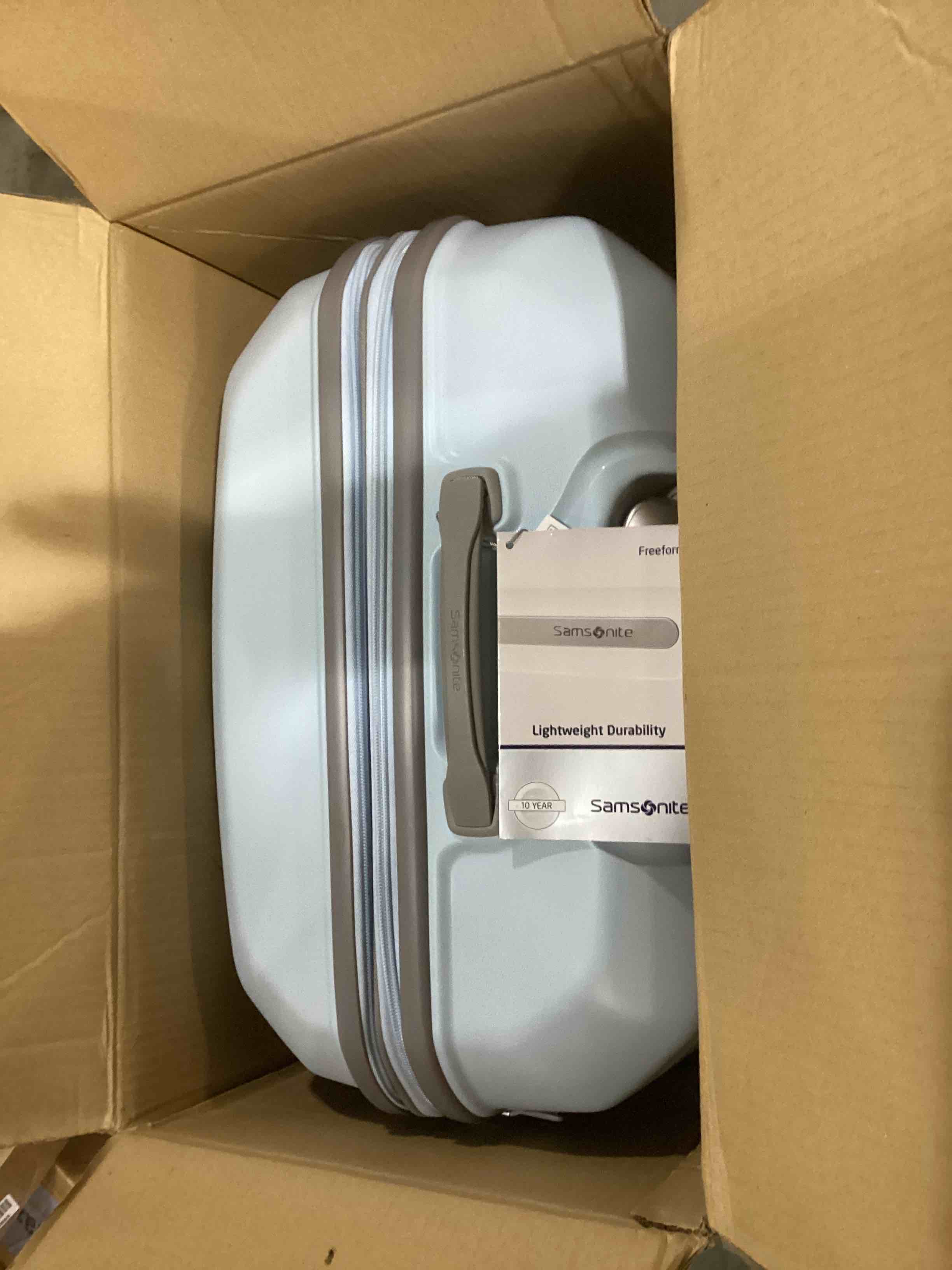 https://s3.amazonaws.com/lotting-images-prod/bidfta/YEL4076768_1710255266840.jpeg