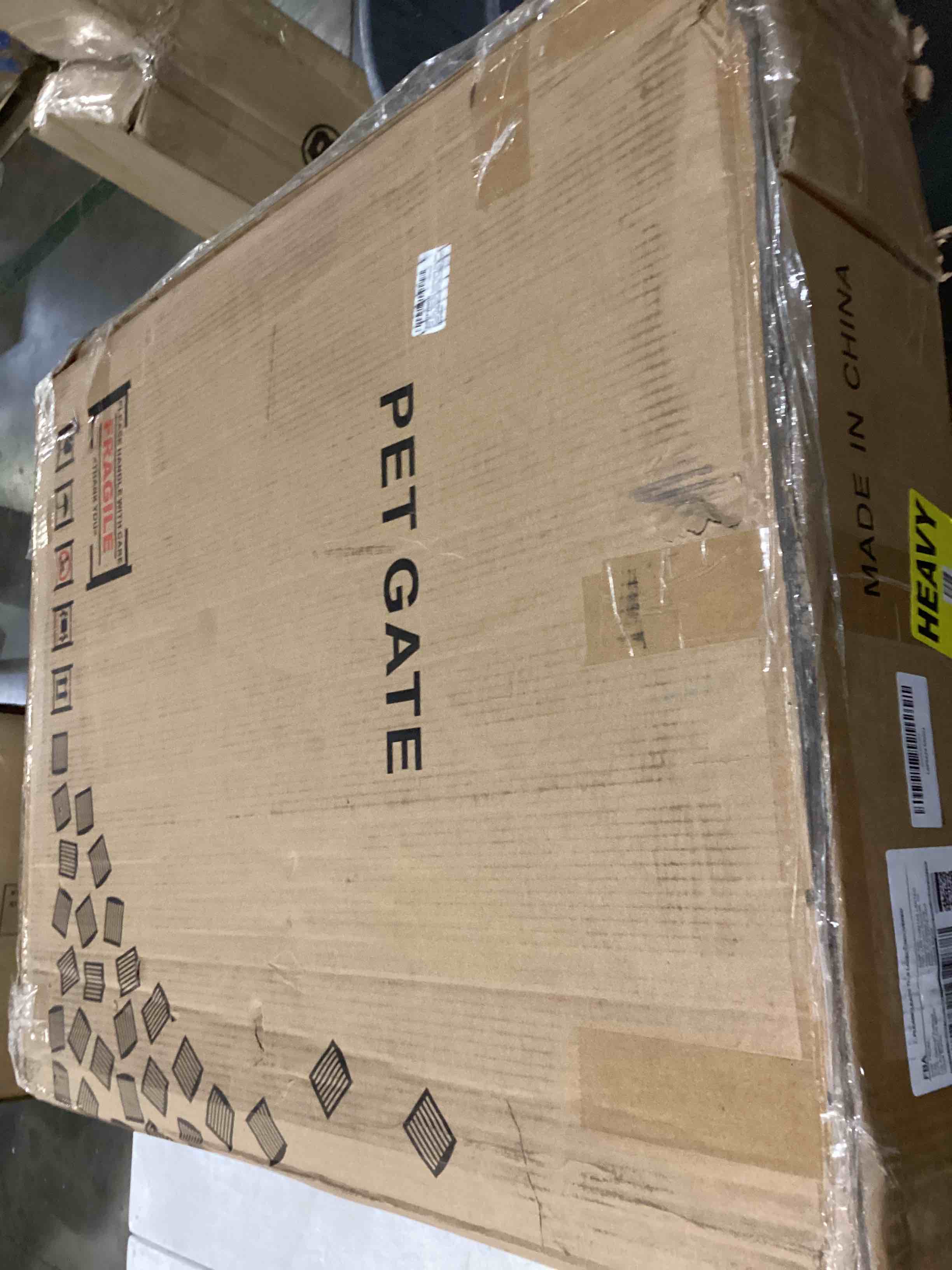 https://s3.amazonaws.com/lotting-images-prod/bidfta/YEL4076813_1710270325071.jpeg