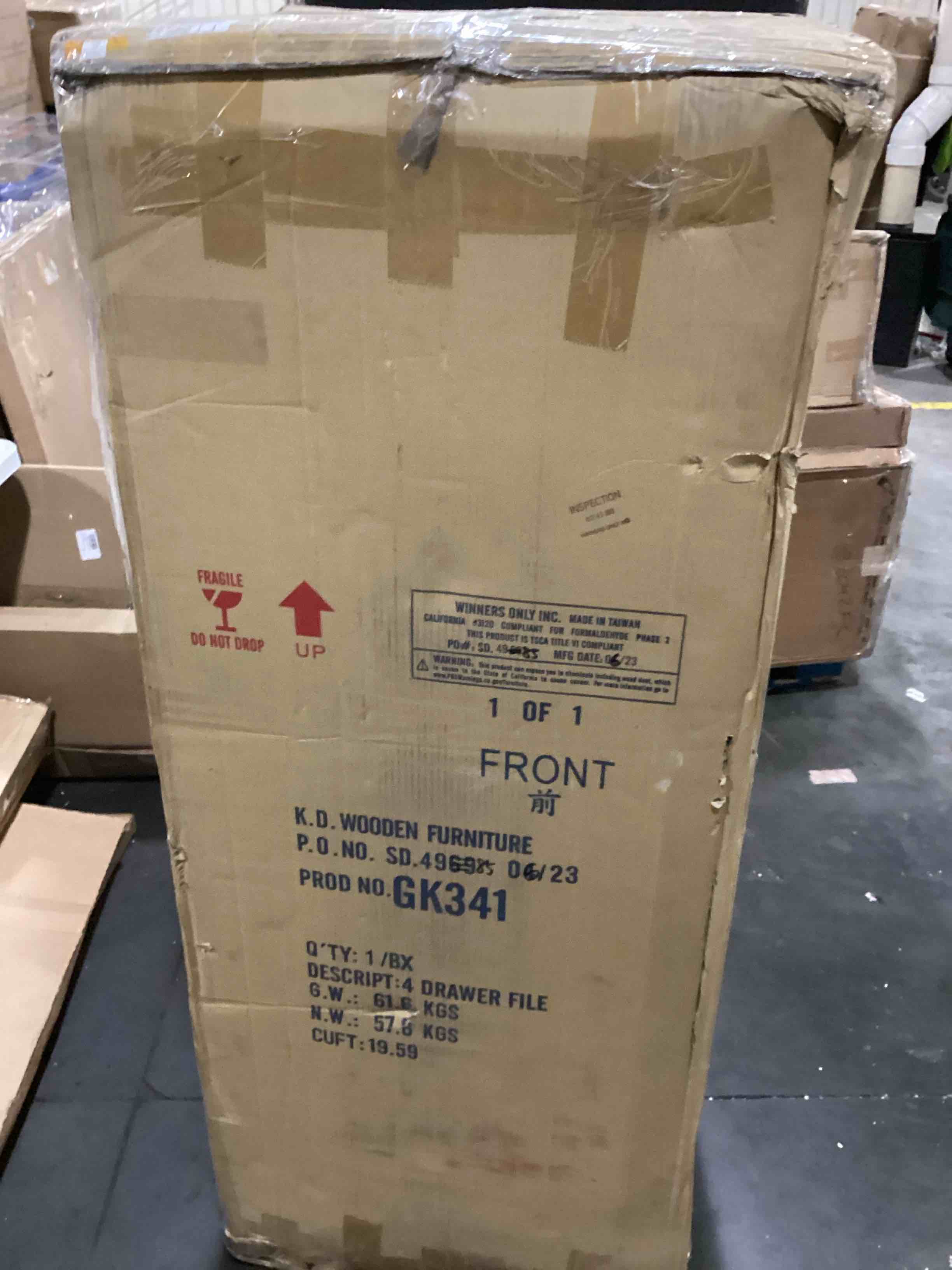 https://s3.amazonaws.com/lotting-images-prod/bidfta/YEL4077421_1710854601638.jpeg