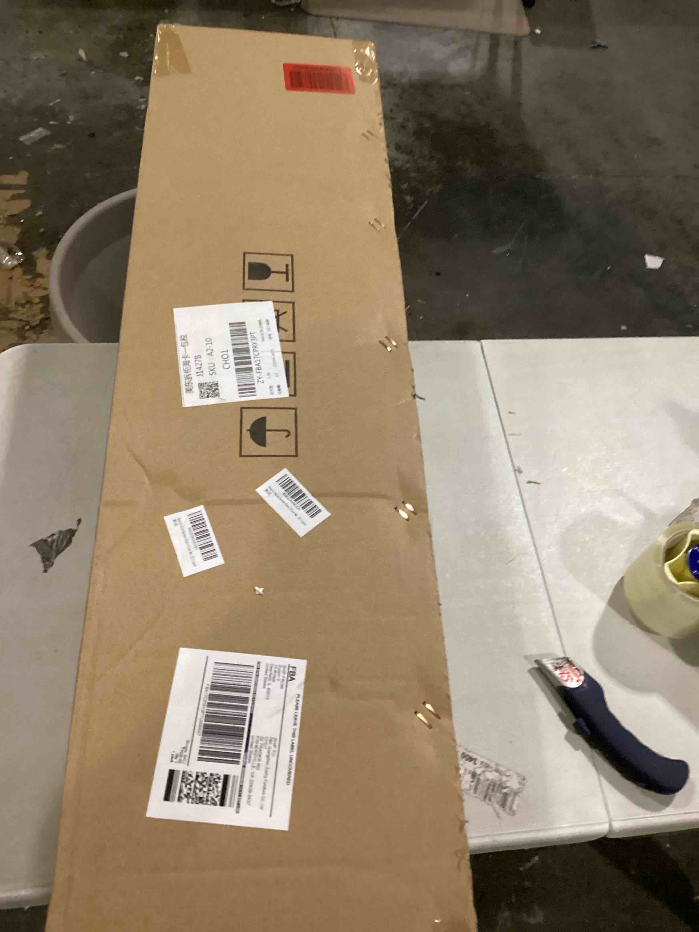 https://s3.amazonaws.com/lotting-images-prod/bidfta/YEL4077497_1709401677555.jpeg