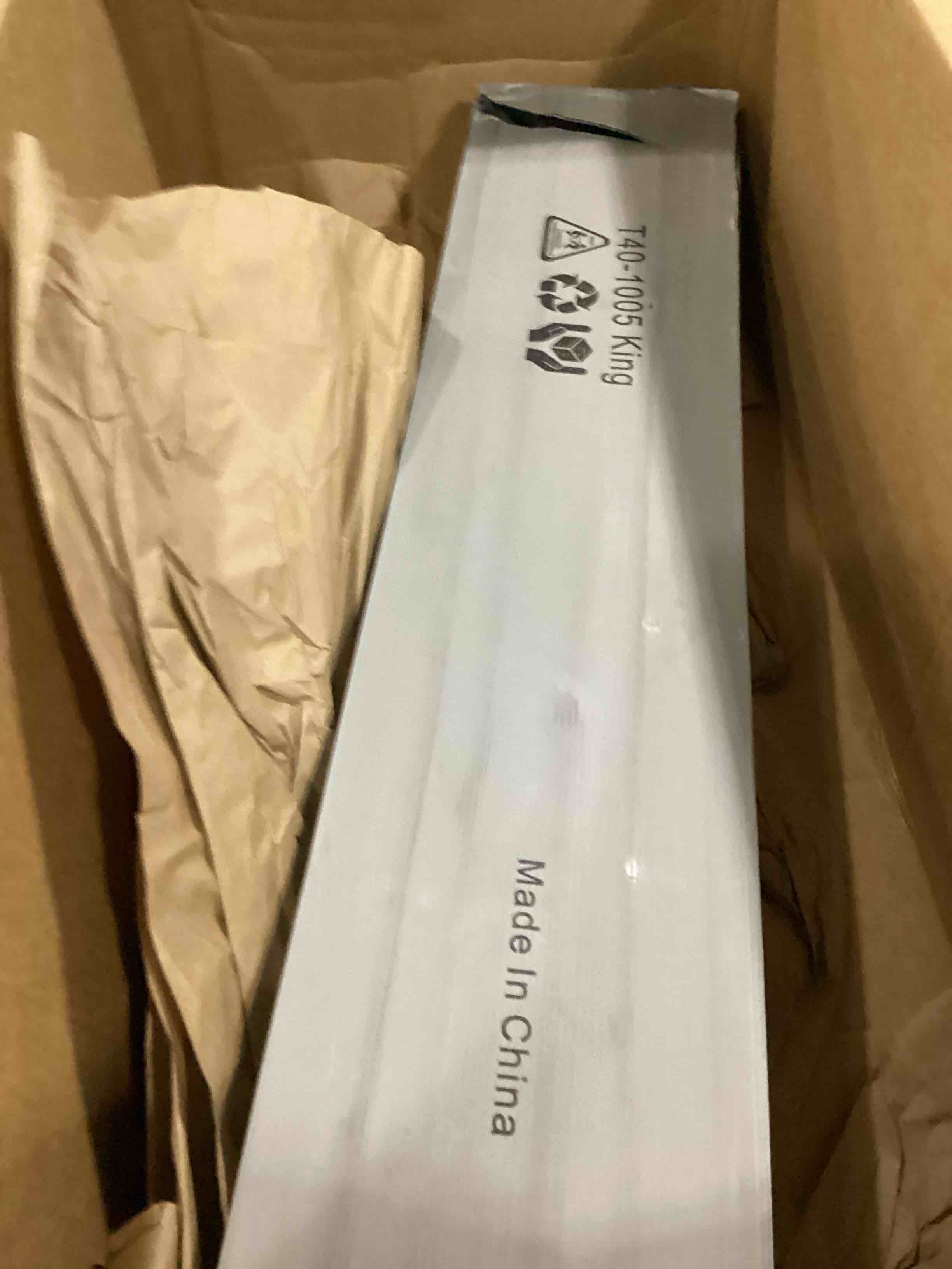 https://s3.amazonaws.com/lotting-images-prod/bidfta/YEL4077514_1709404758107.jpeg