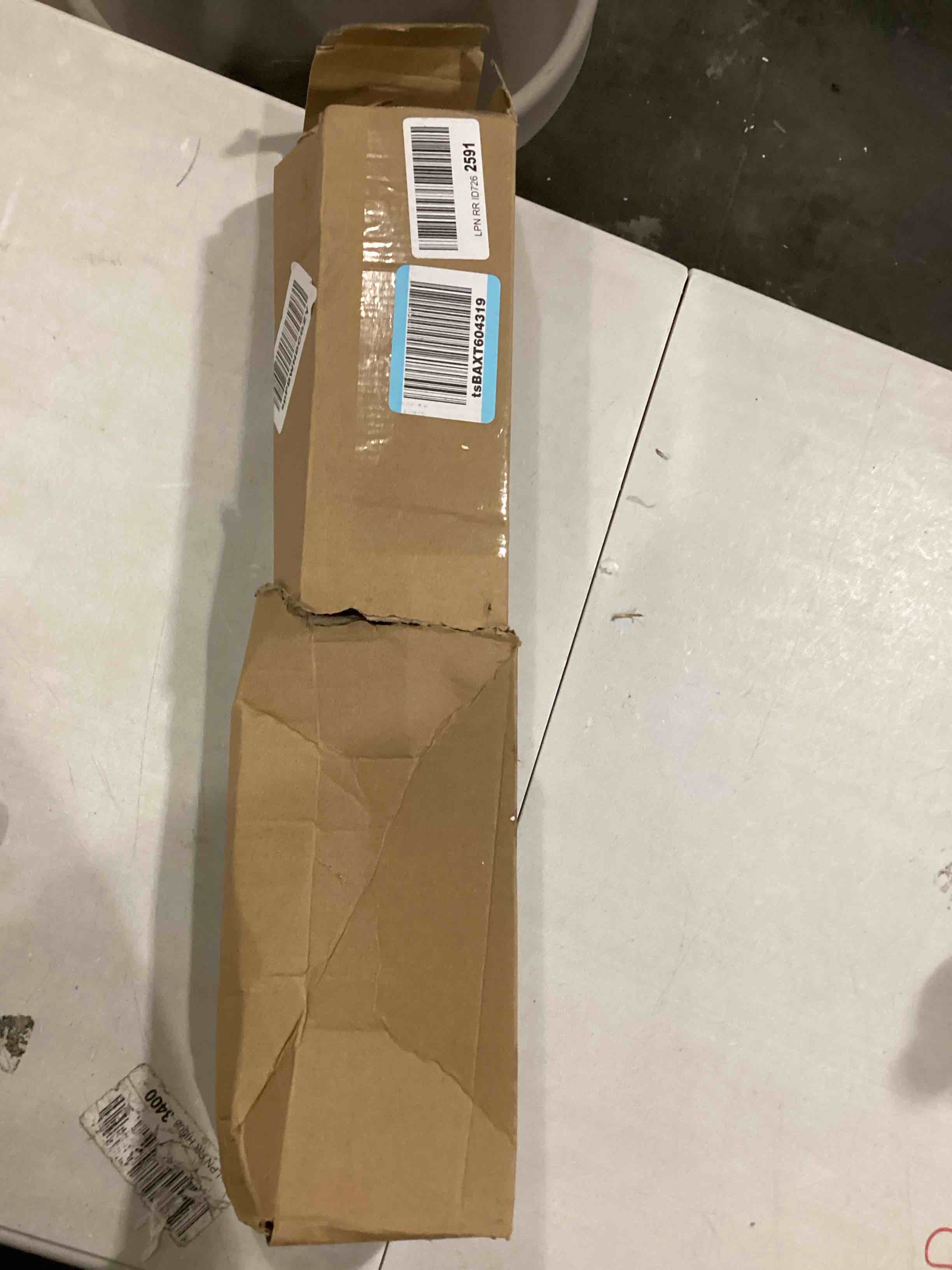 https://s3.amazonaws.com/lotting-images-prod/bidfta/YEL4077516_1709401822038.jpeg