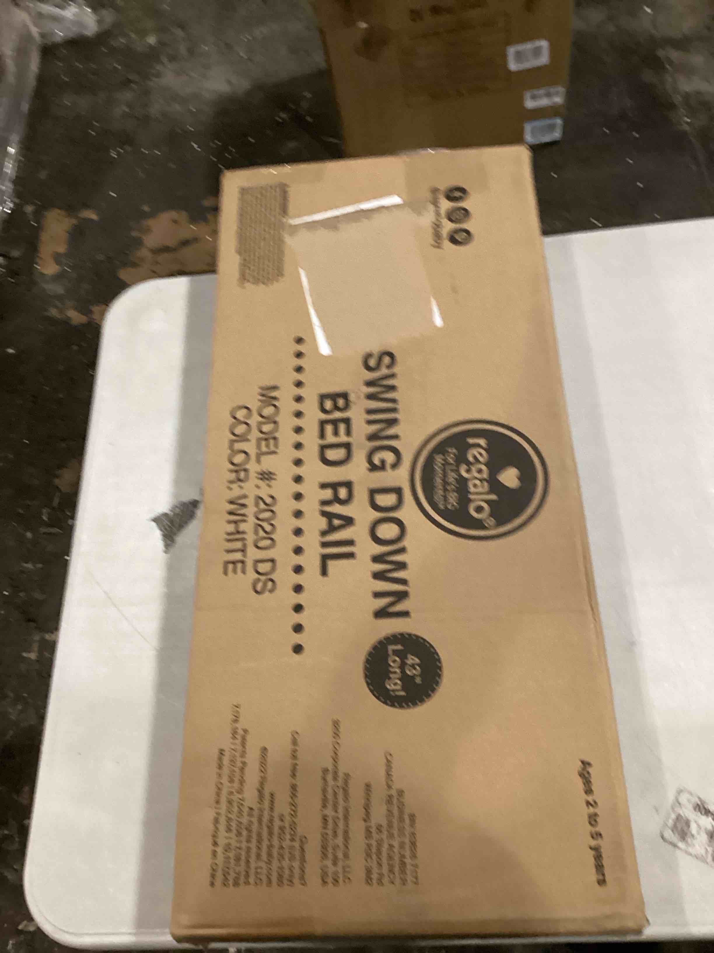 https://s3.amazonaws.com/lotting-images-prod/bidfta/YEL4077721_1709726787984.jpeg
