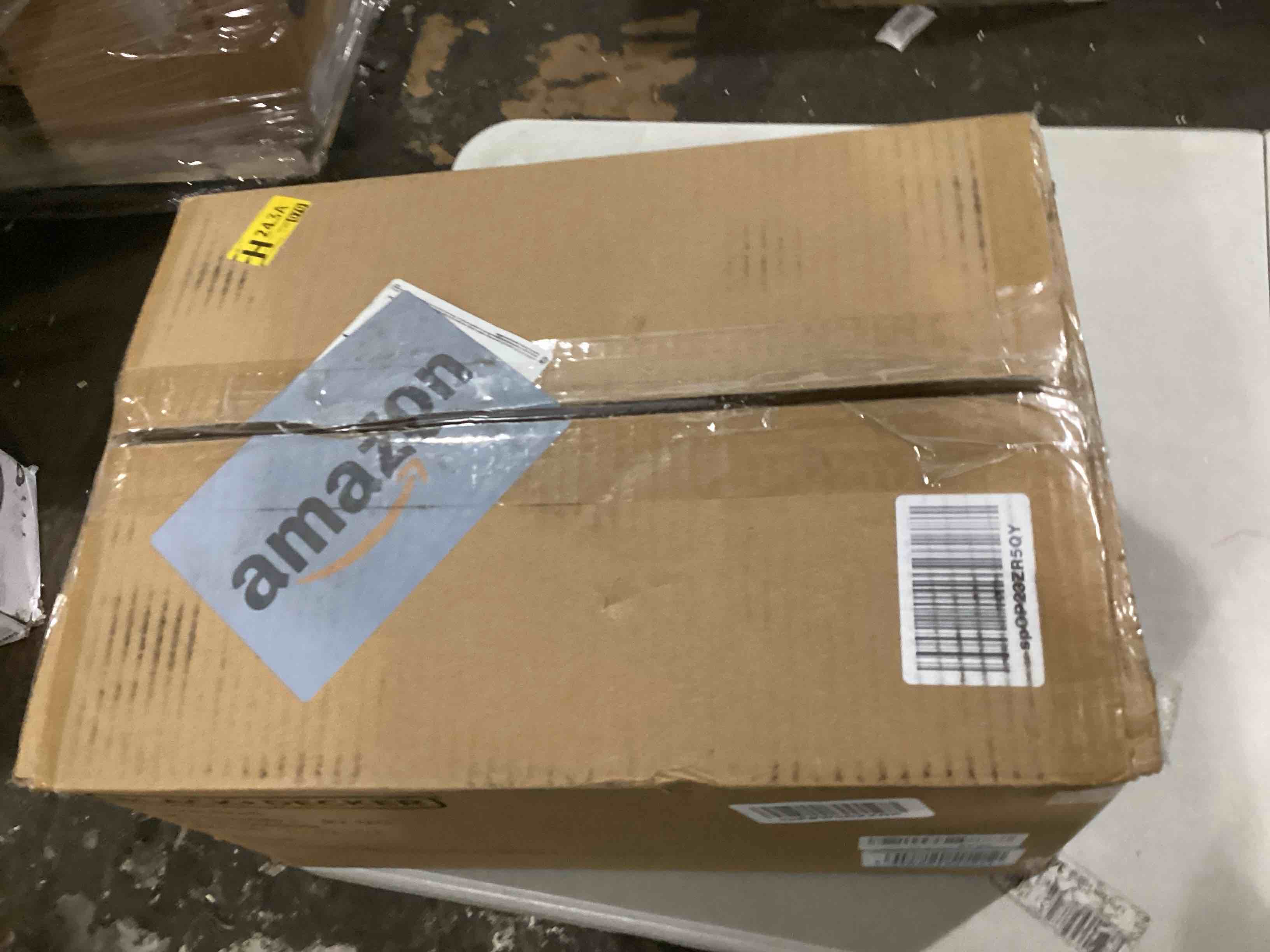 https://s3.amazonaws.com/lotting-images-prod/bidfta/YEL4077722_1709727030906.jpeg