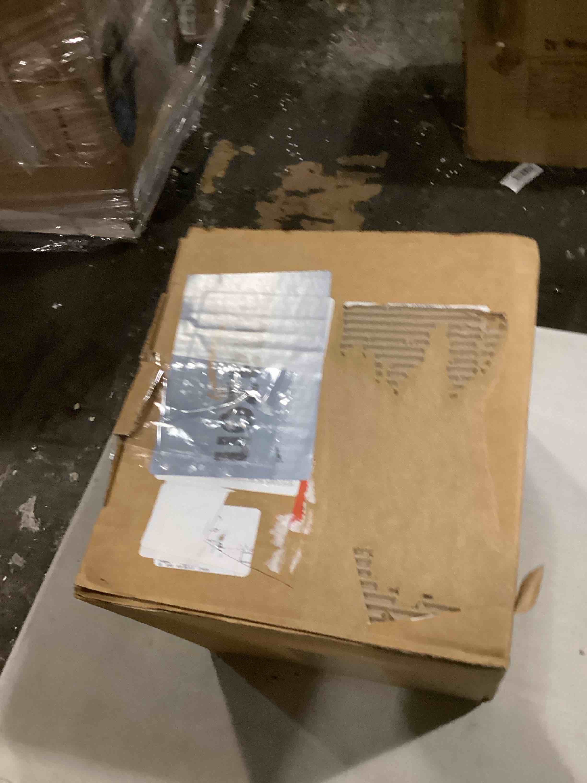 https://s3.amazonaws.com/lotting-images-prod/bidfta/YEL4077727_1709727808234.jpeg