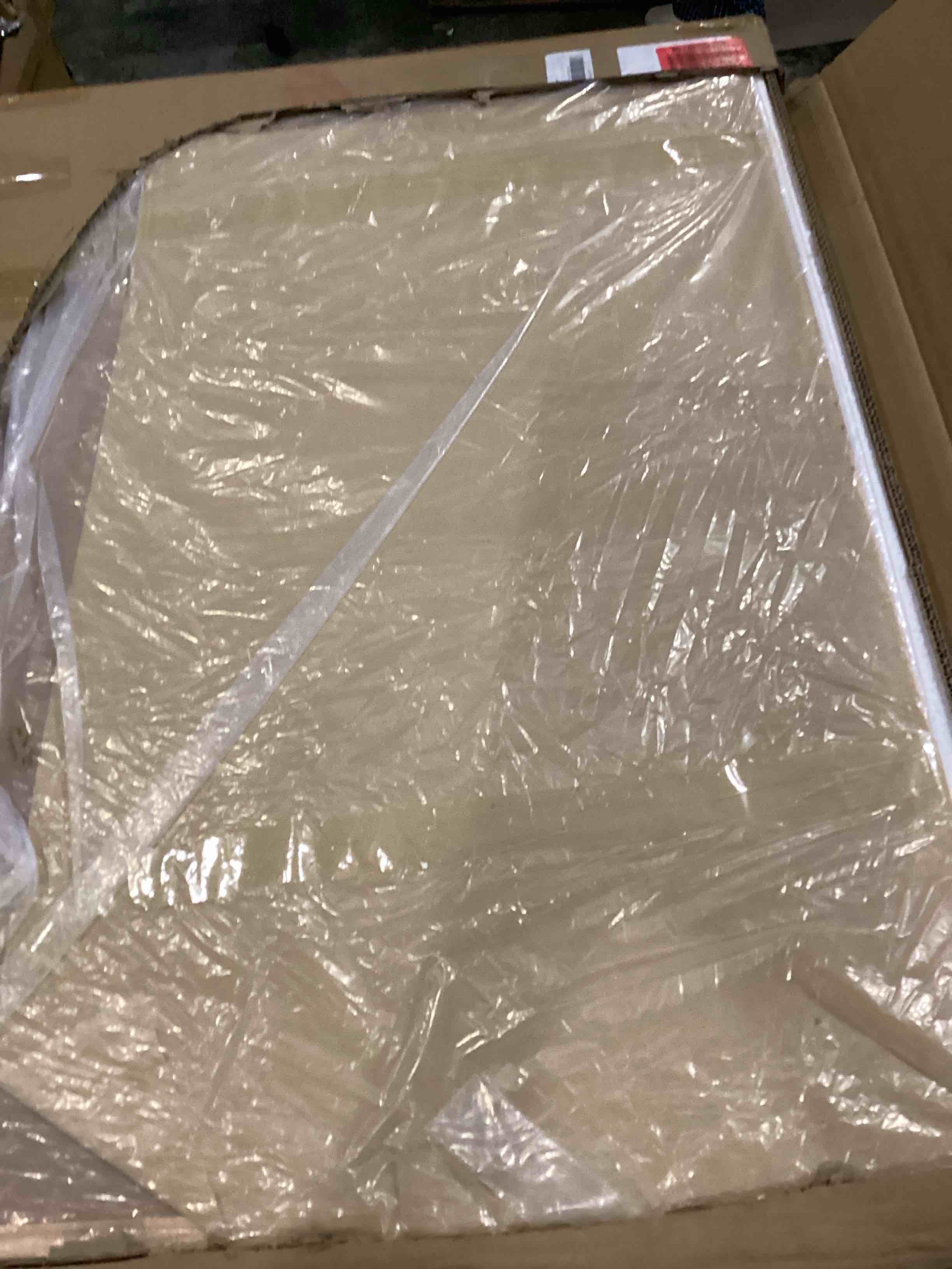 https://s3.amazonaws.com/lotting-images-prod/bidfta/YEL4078004_1709908678648.jpeg