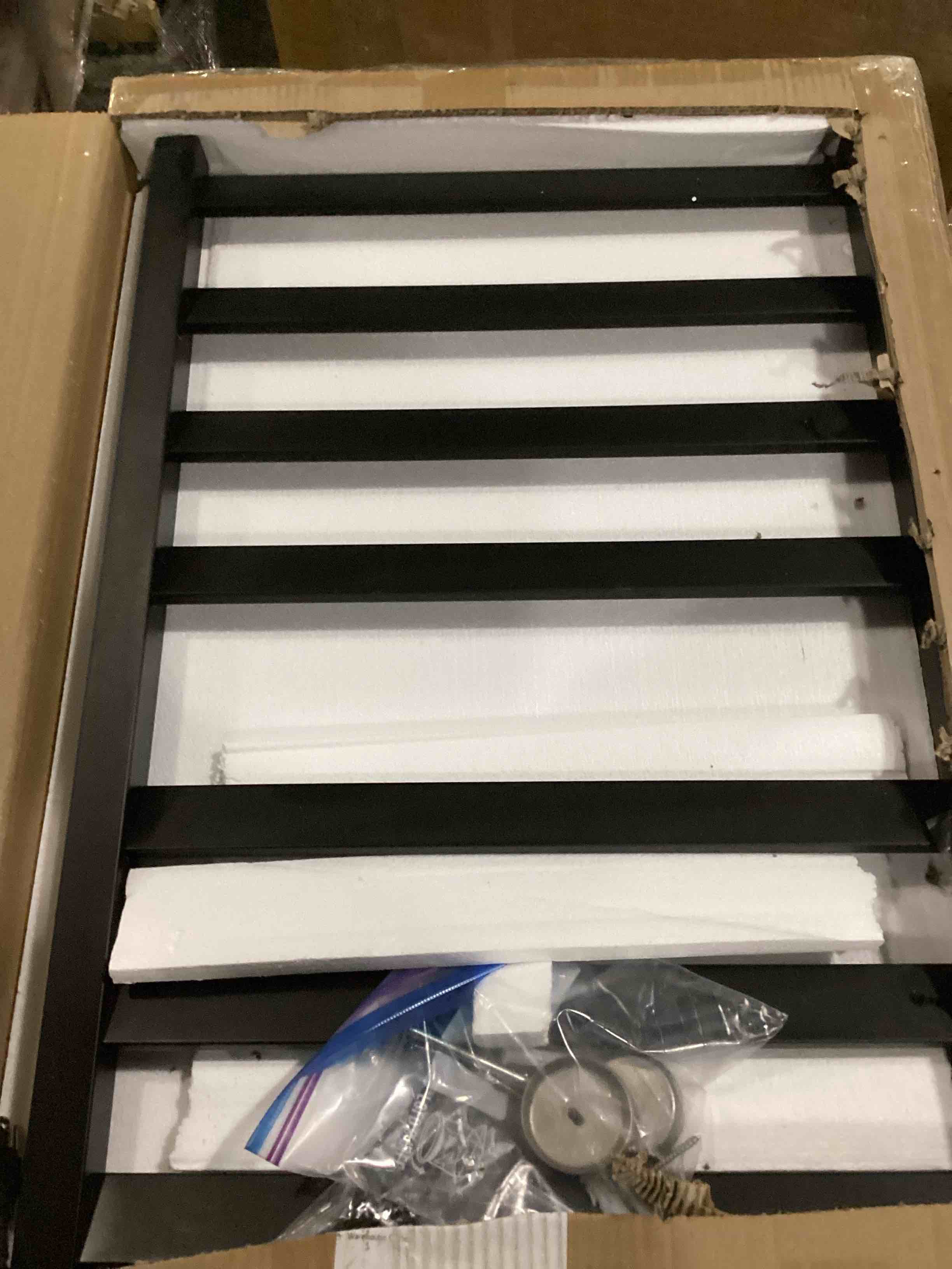 https://s3.amazonaws.com/lotting-images-prod/bidfta/YEL4078208_1710267629072.jpeg